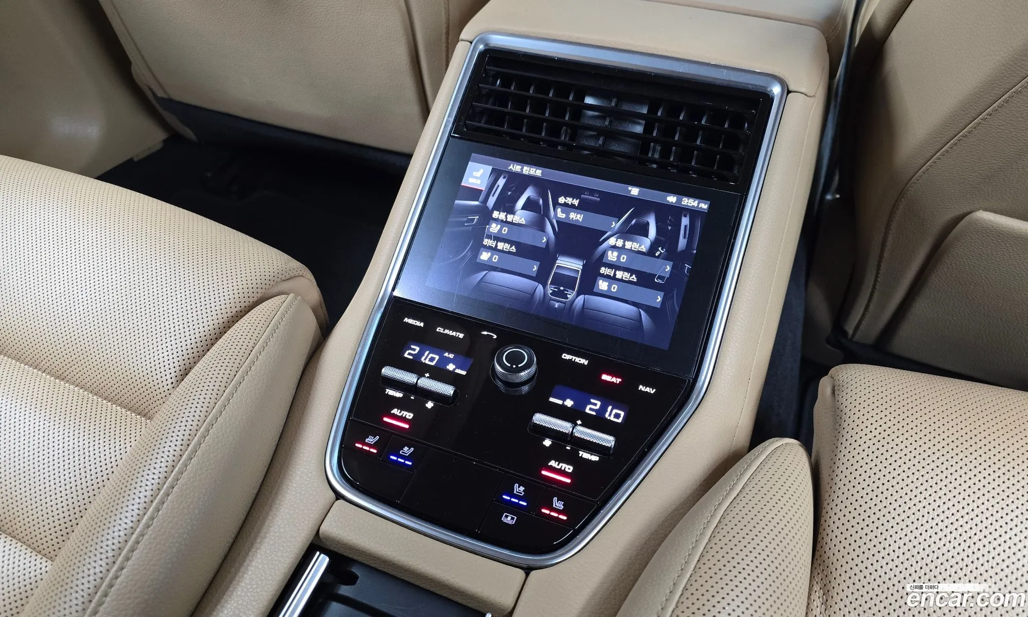 Porsche Panamera 2018 — 16