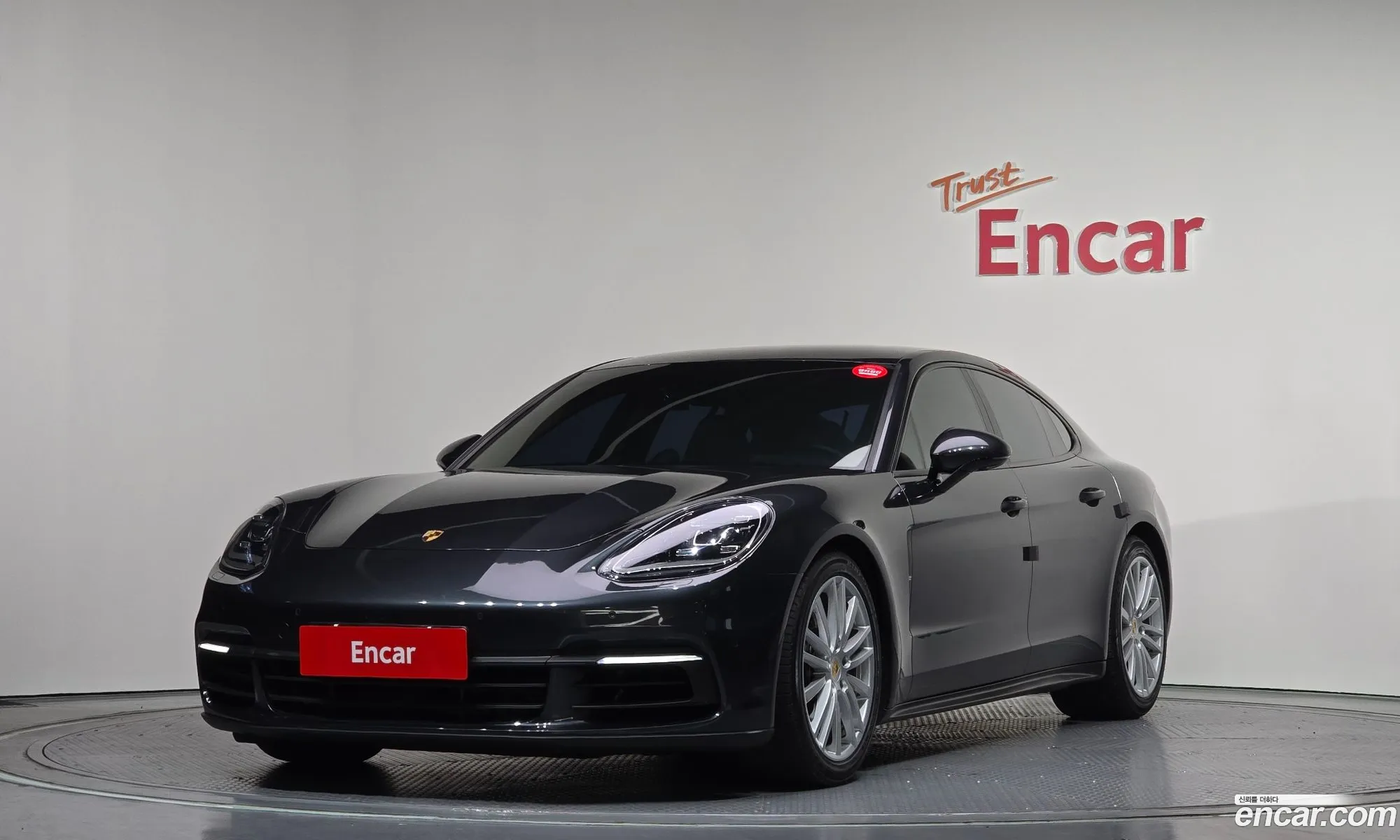 Porsche Panamera 2018 — 13