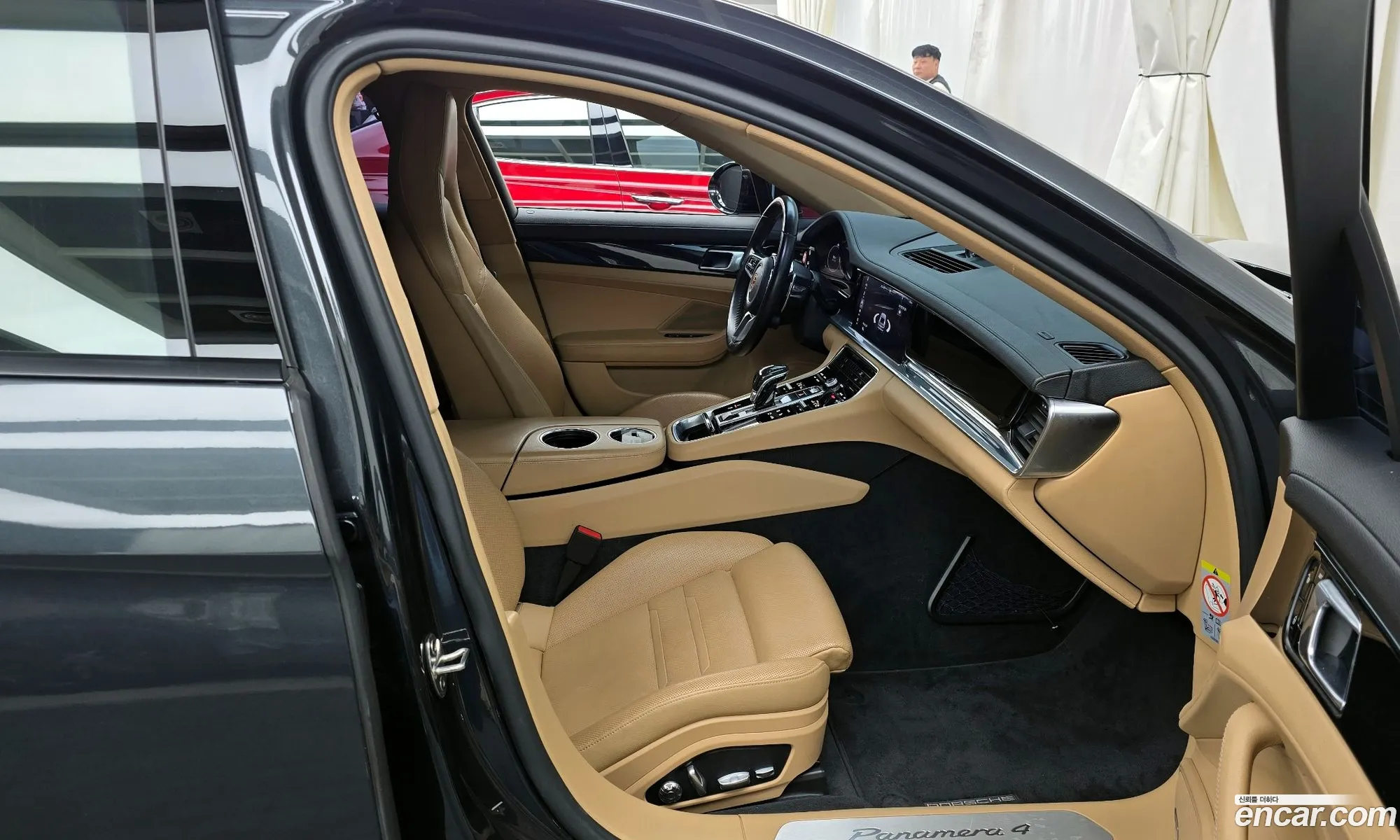 Porsche Panamera 2018 — 10