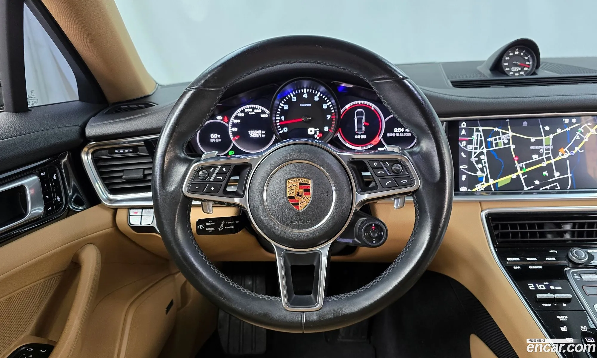 Porsche Panamera 2018 — 15