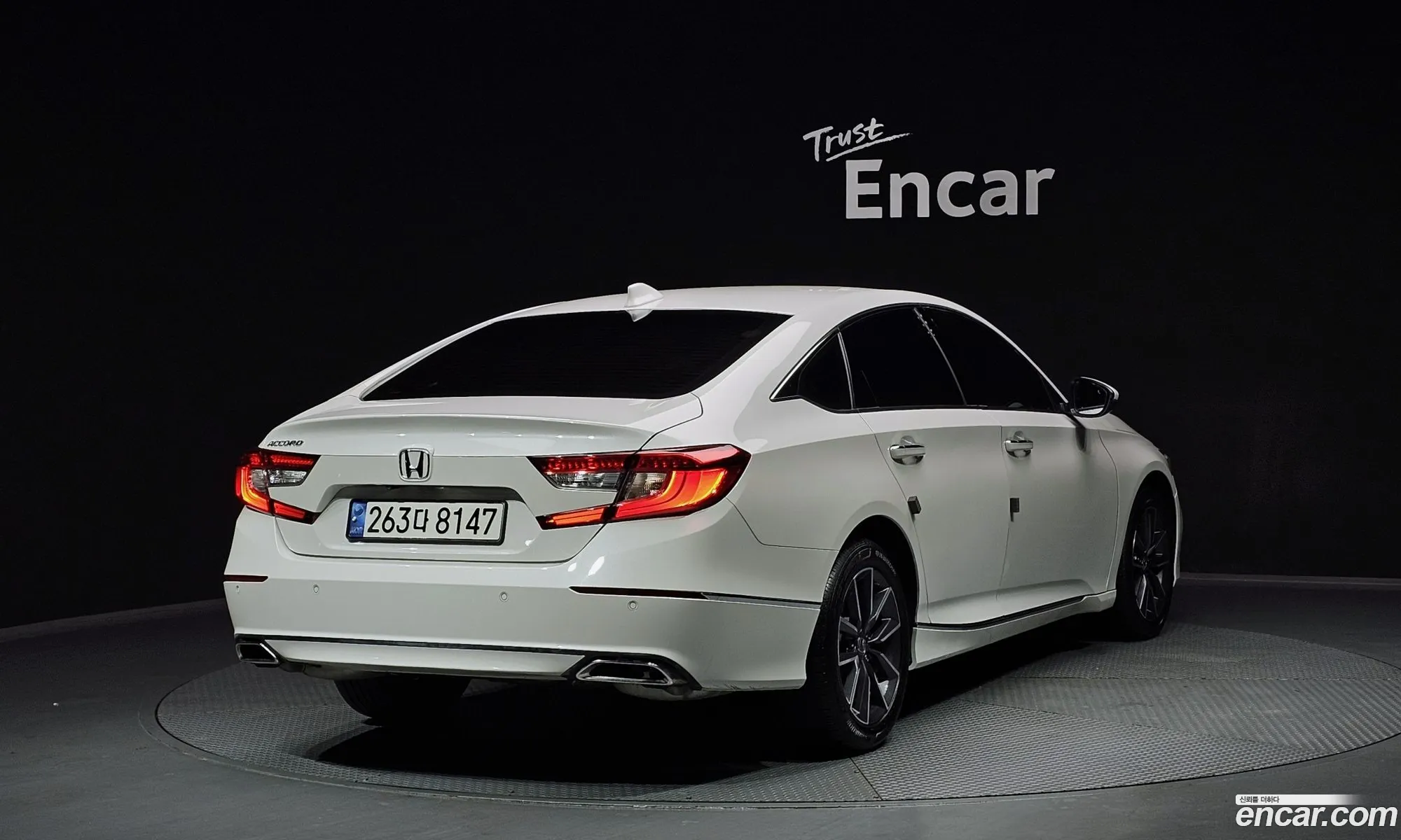 Honda Accord 10th Gen 2021 — 4