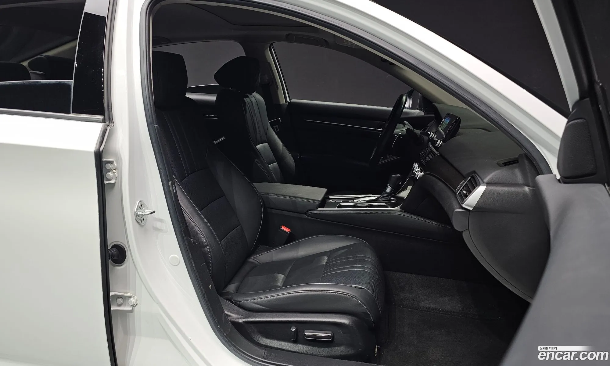 Honda Accord 10th Gen 2021 — 6