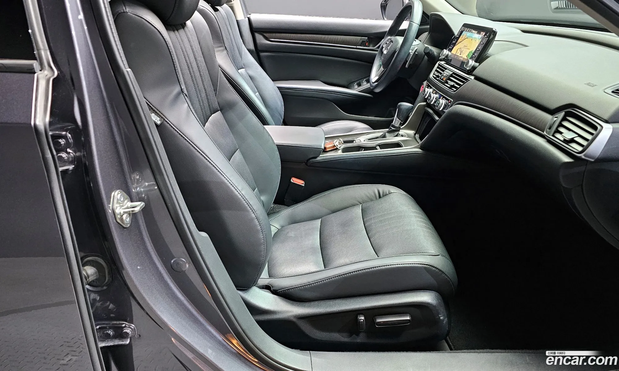 Honda Accord 10th Gen 2018 — 12