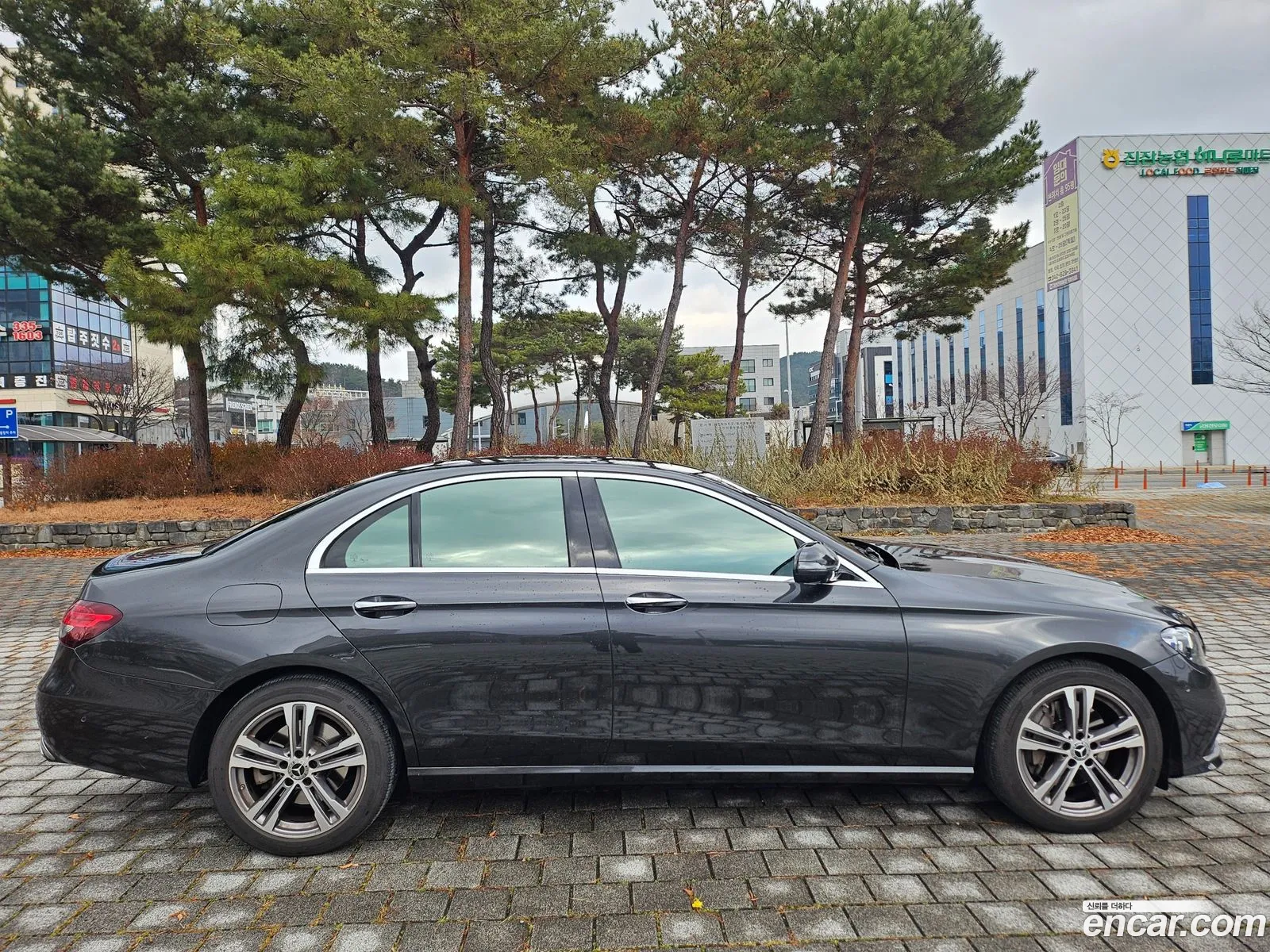 Mercedes-Benz E-Class W213 2022 — 20