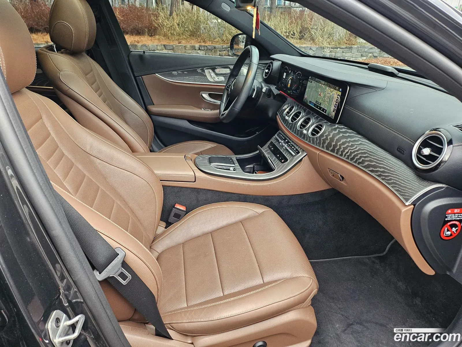 Mercedes-Benz E-Class W213 2022 — 15