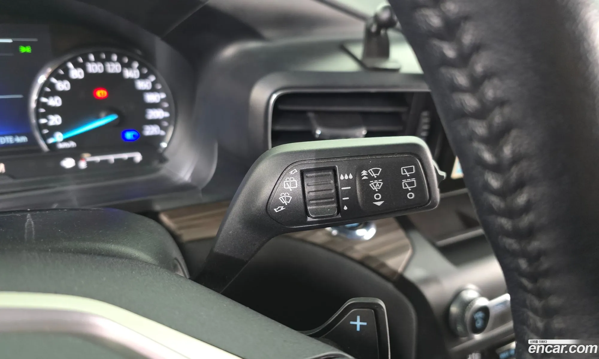 Ford Explorer 6th Gen 2020 1FMSK8FH6LGC54866 — 12
