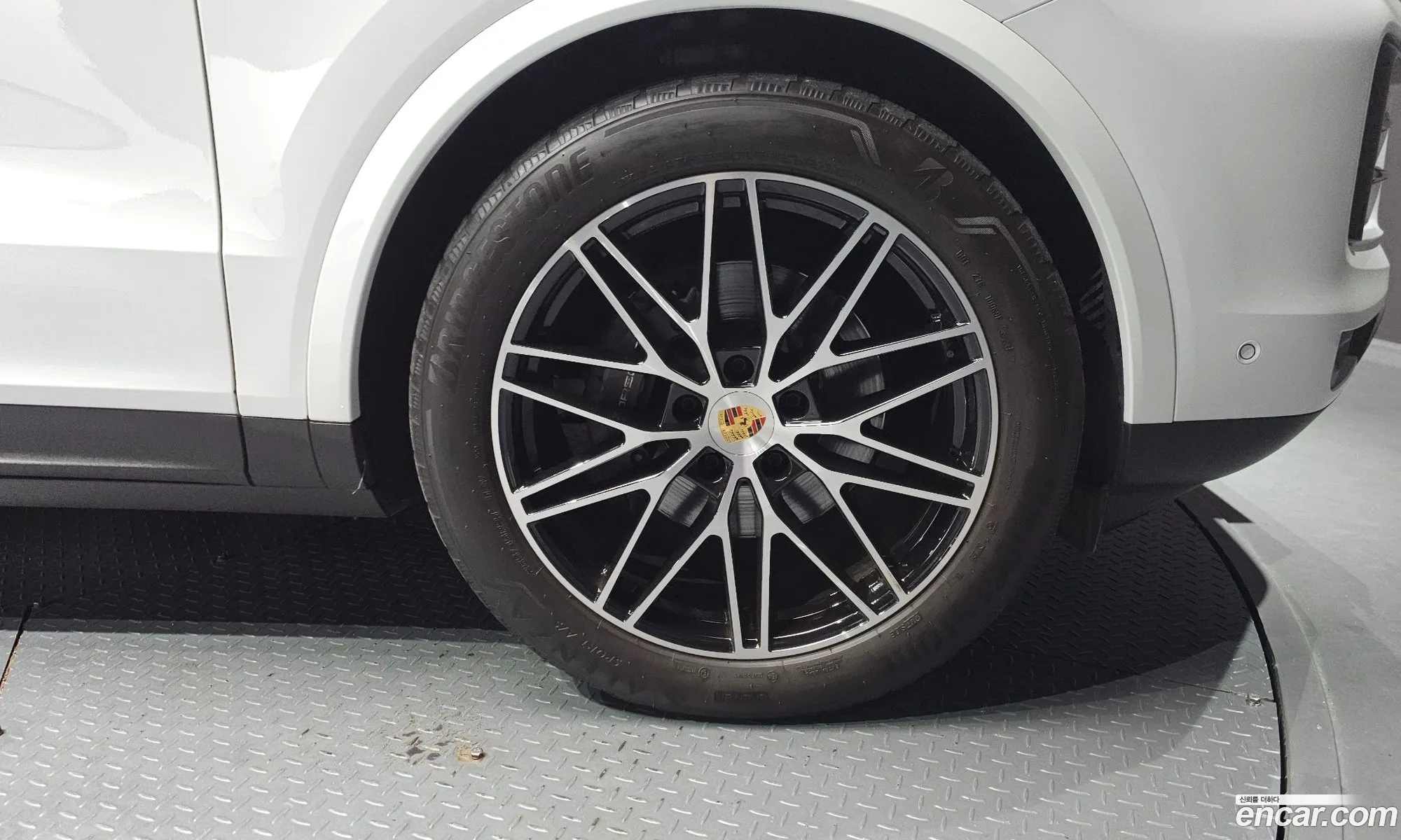 Porsche Cayenne 2024 — 14