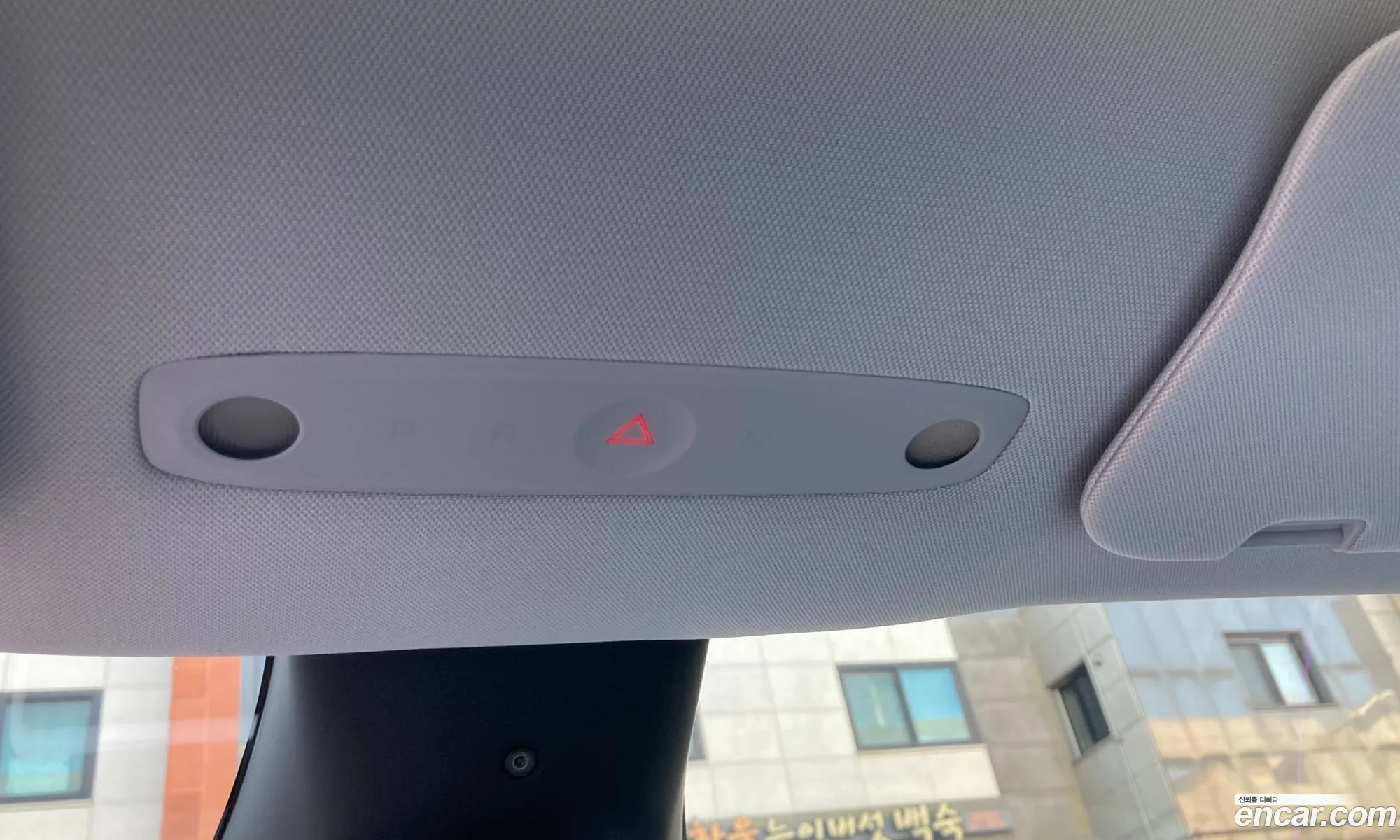 Tesla Model Y 2025 — 9