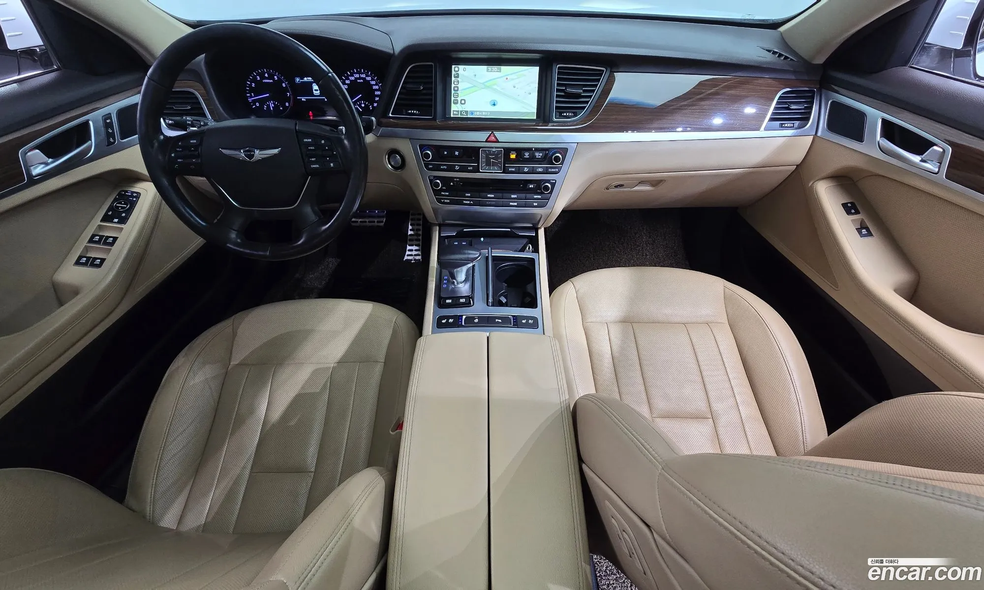Genesis G80 2016 — 12