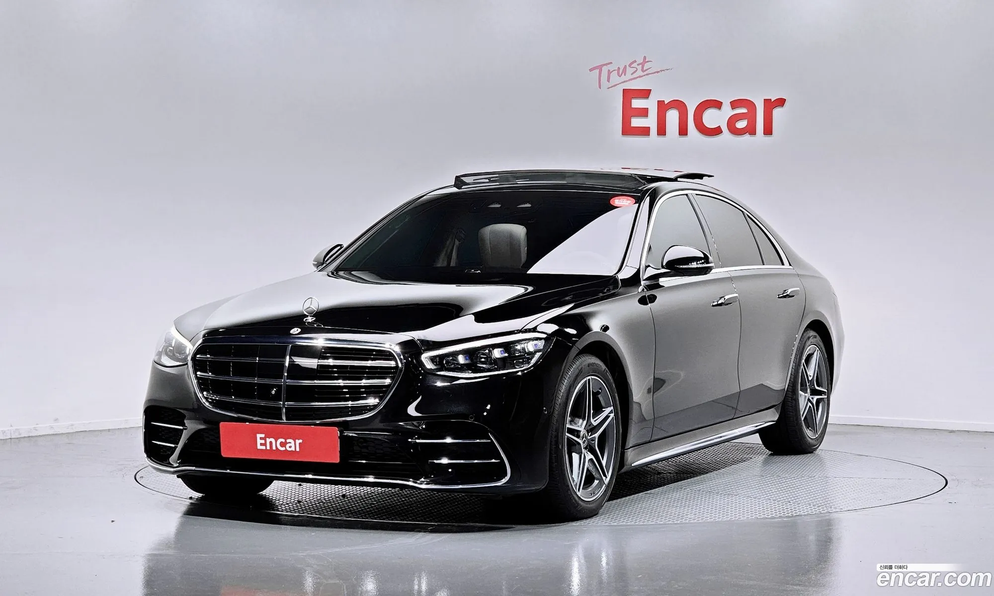 Mercedes-Benz S-Class W223 2022 — 35