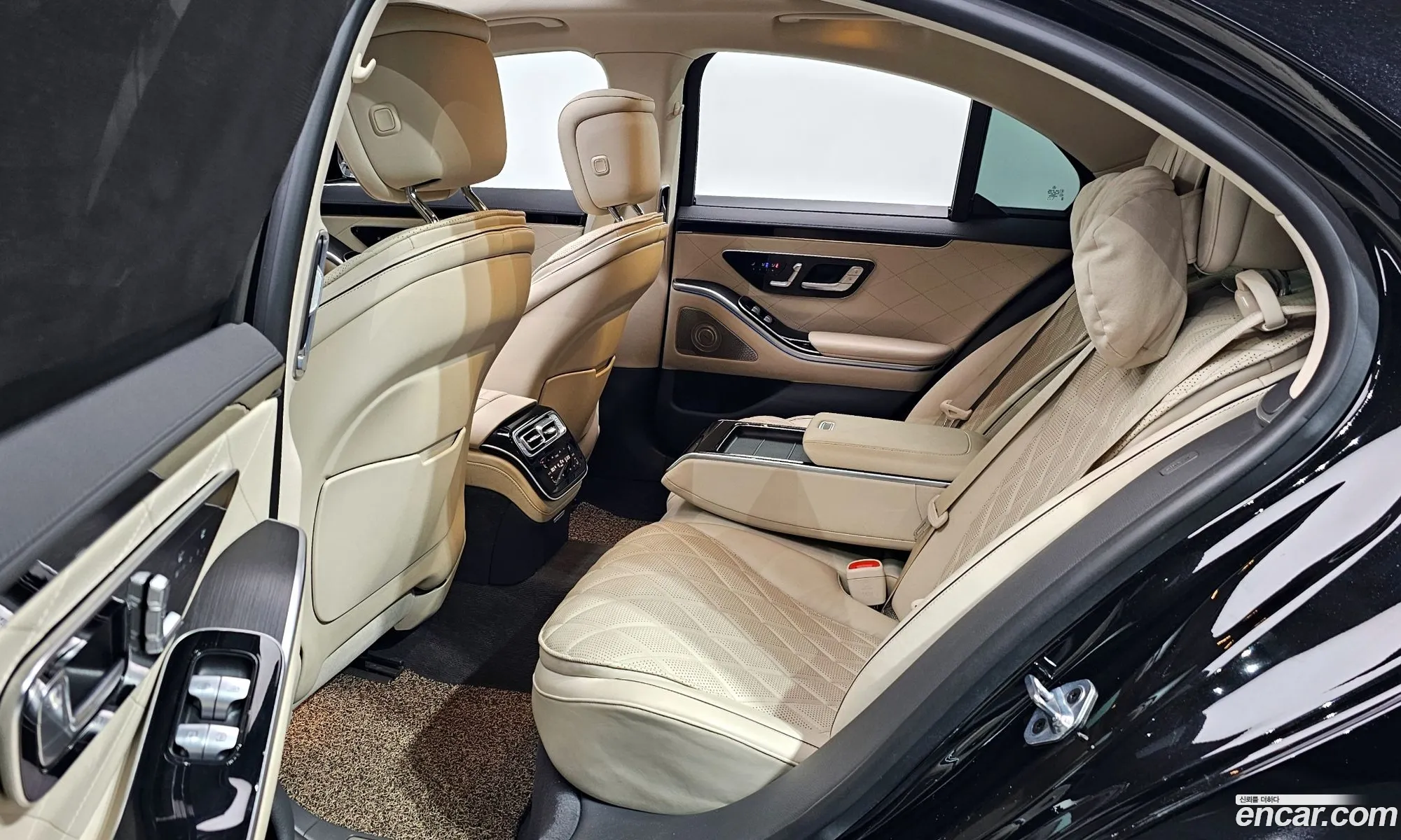 Mercedes-Benz S-Class W223 2022 — 22