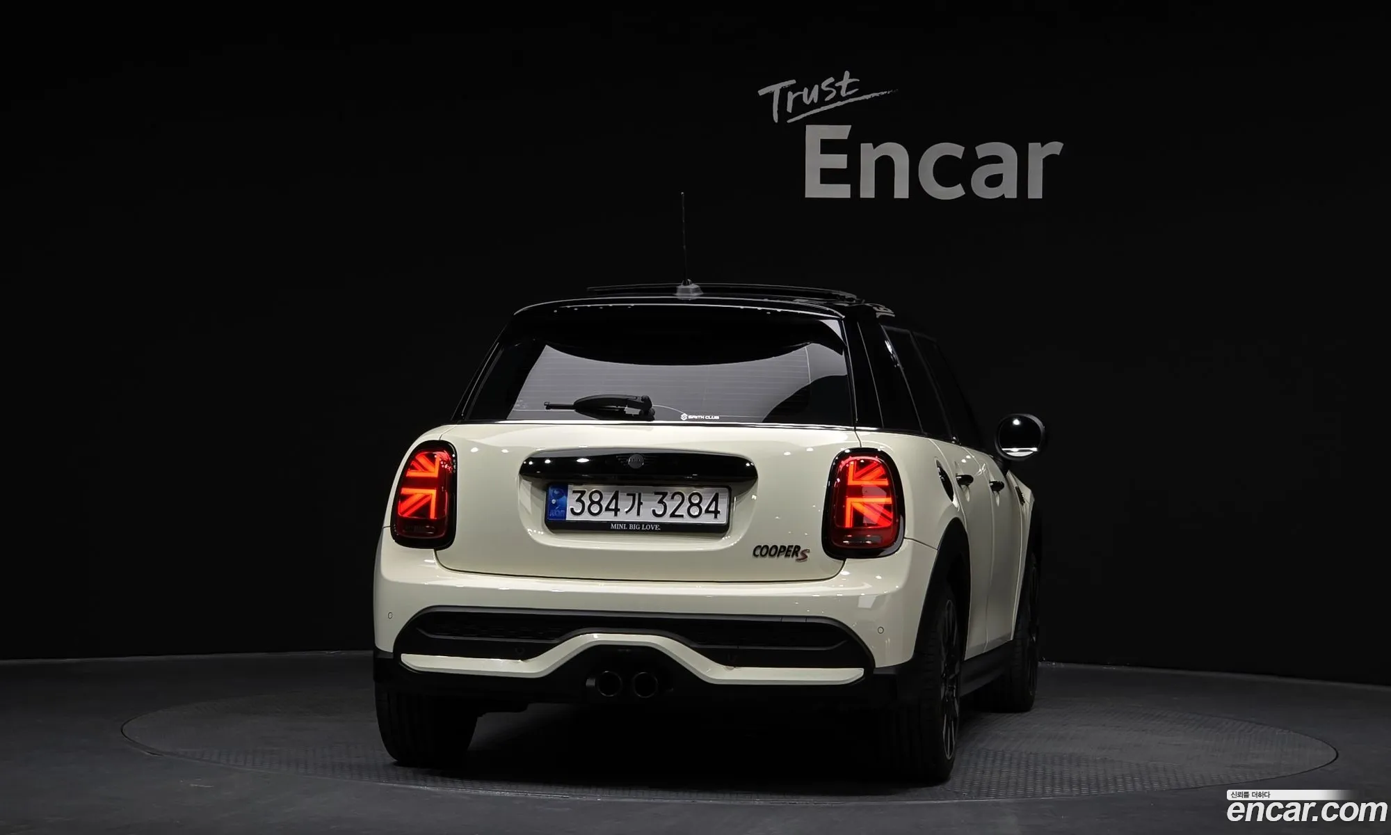 Mini Cooper S 2022 WMW61DK07N2R73722 — 9