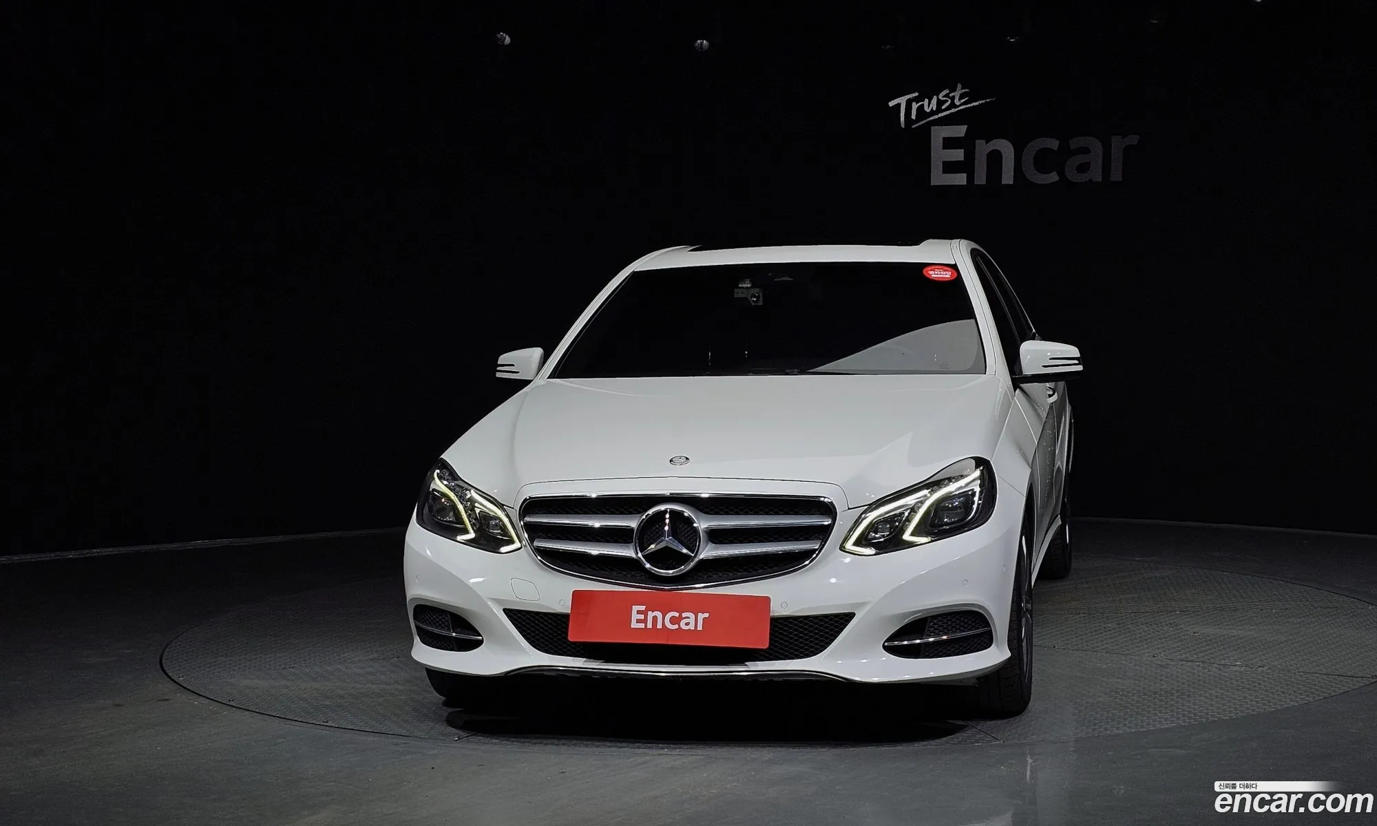 Mercedes-Benz E-Class W212 2013 WDDHF0CB7EA851069 — 2