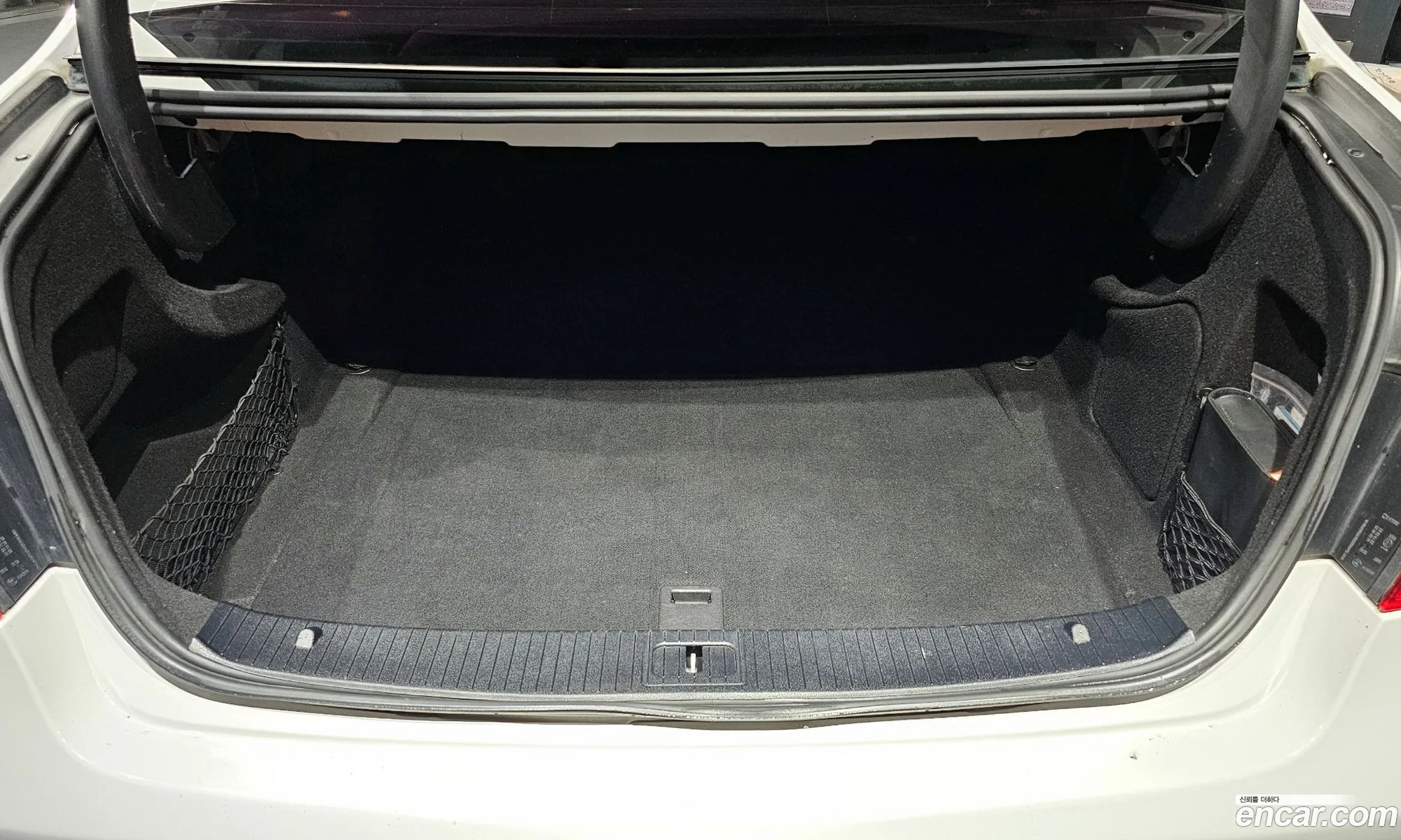 Mercedes-Benz E-Class W212 2013 WDDHF0CB7EA851069 — 8