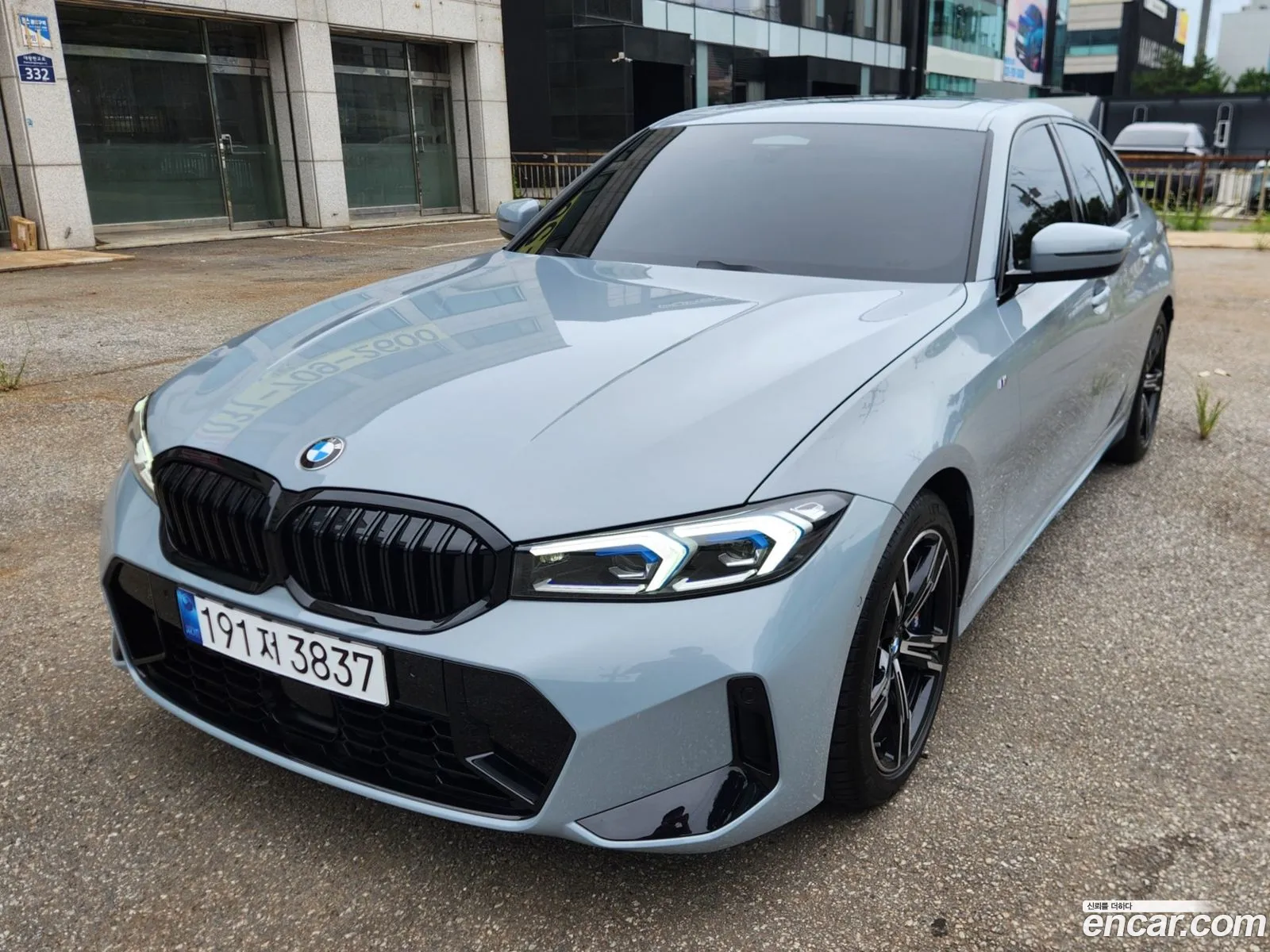 BMW 3 Series 2025 — 11