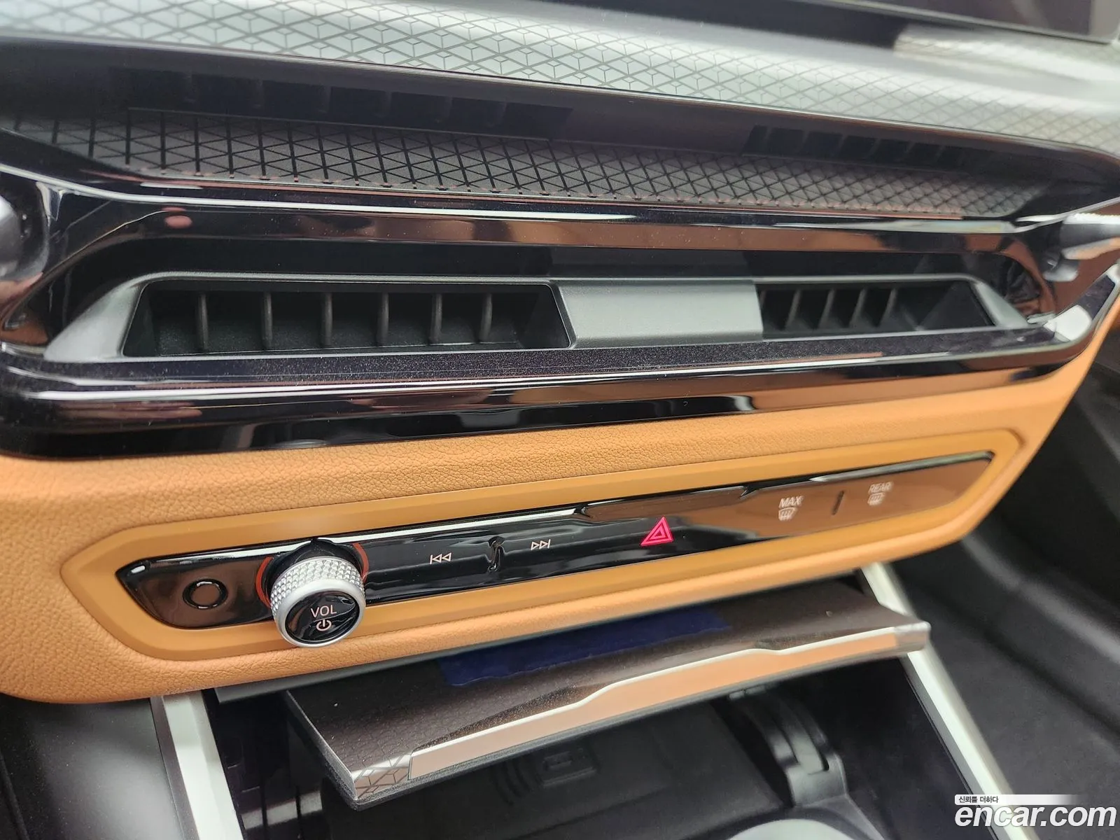 BMW 3 Series 2025 — 8
