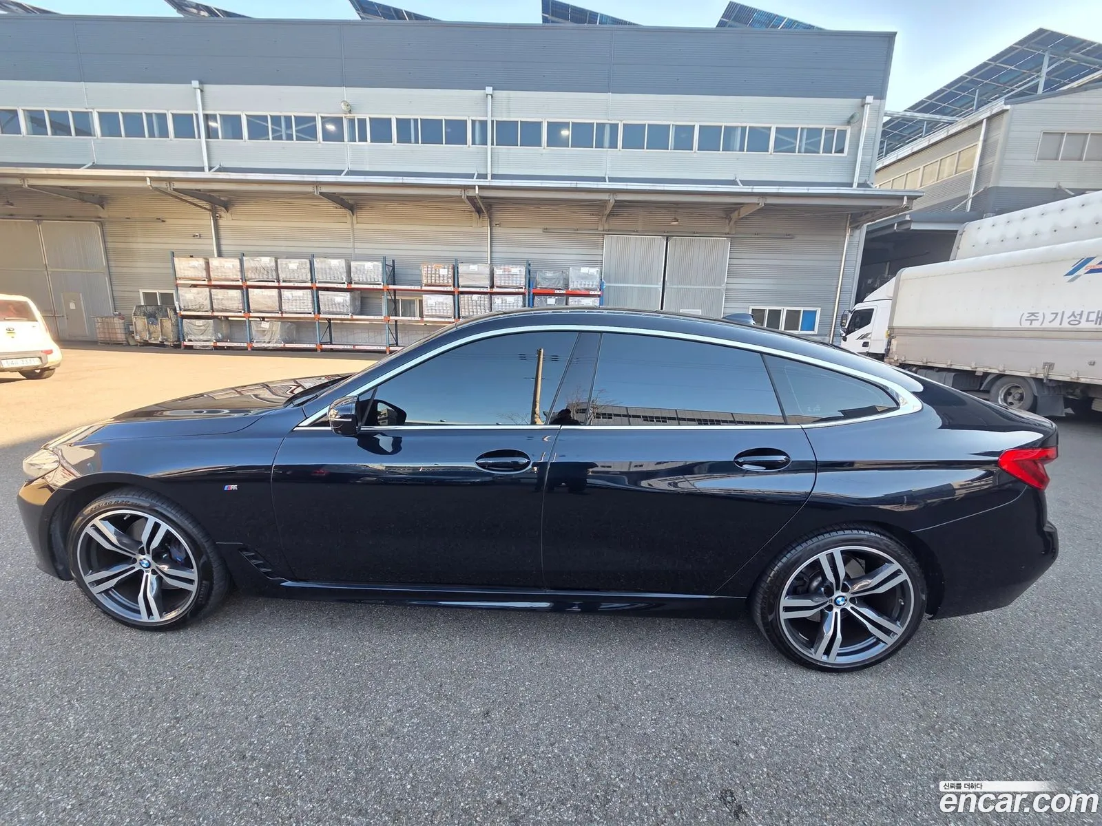 BMW 6 Series GT 2024 — 12