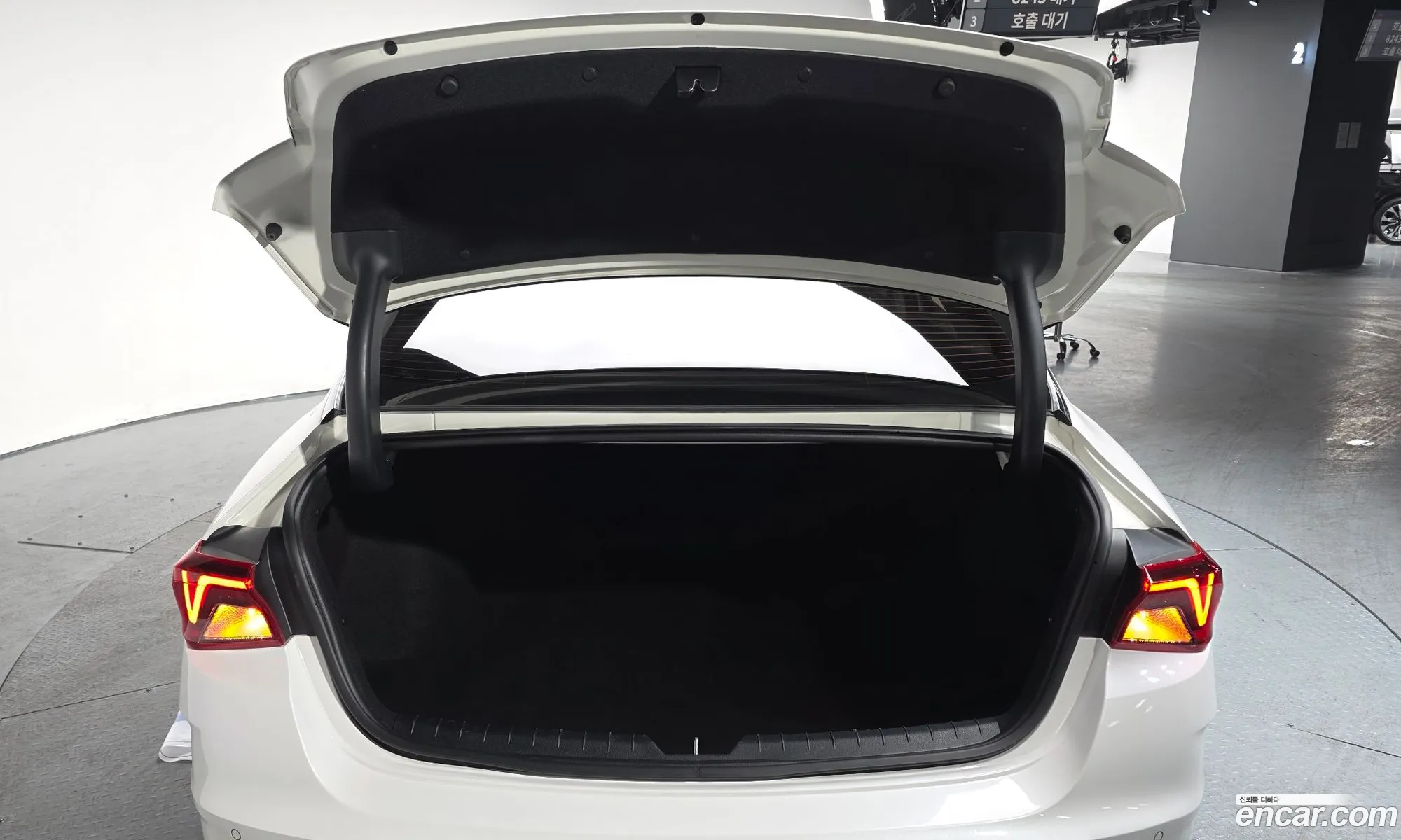 Kia K5 2020 — 11