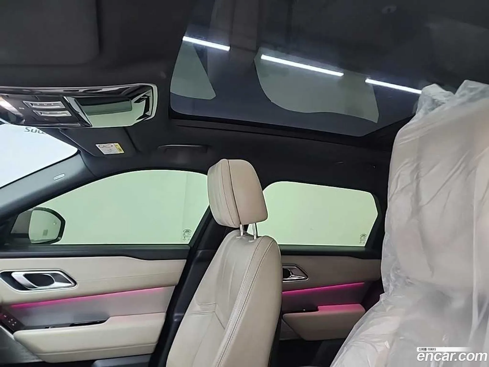 Land Rover Range Rover Velar 2018 — 10