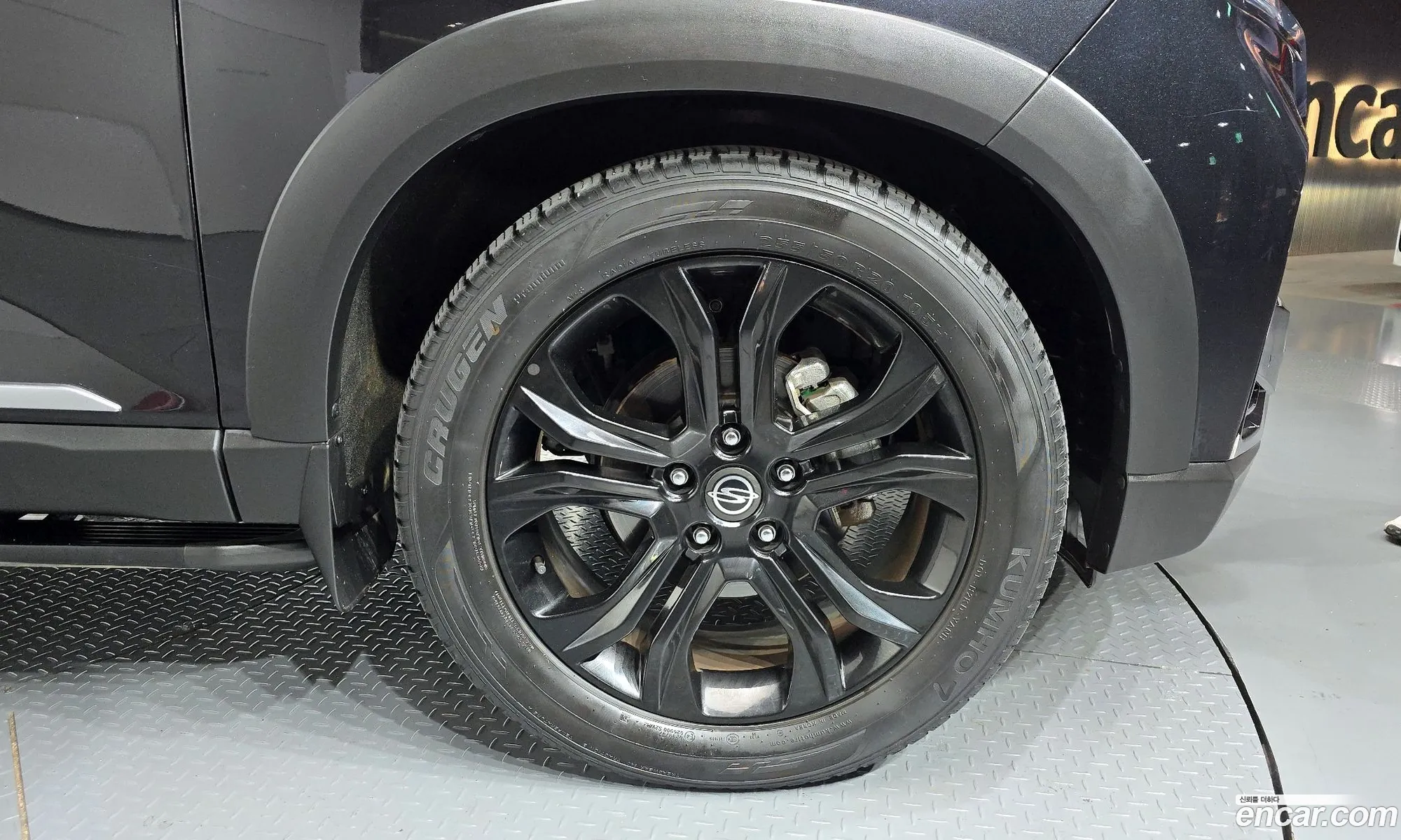 KG Mobility (SsangYong) Rexton 2020 — 14