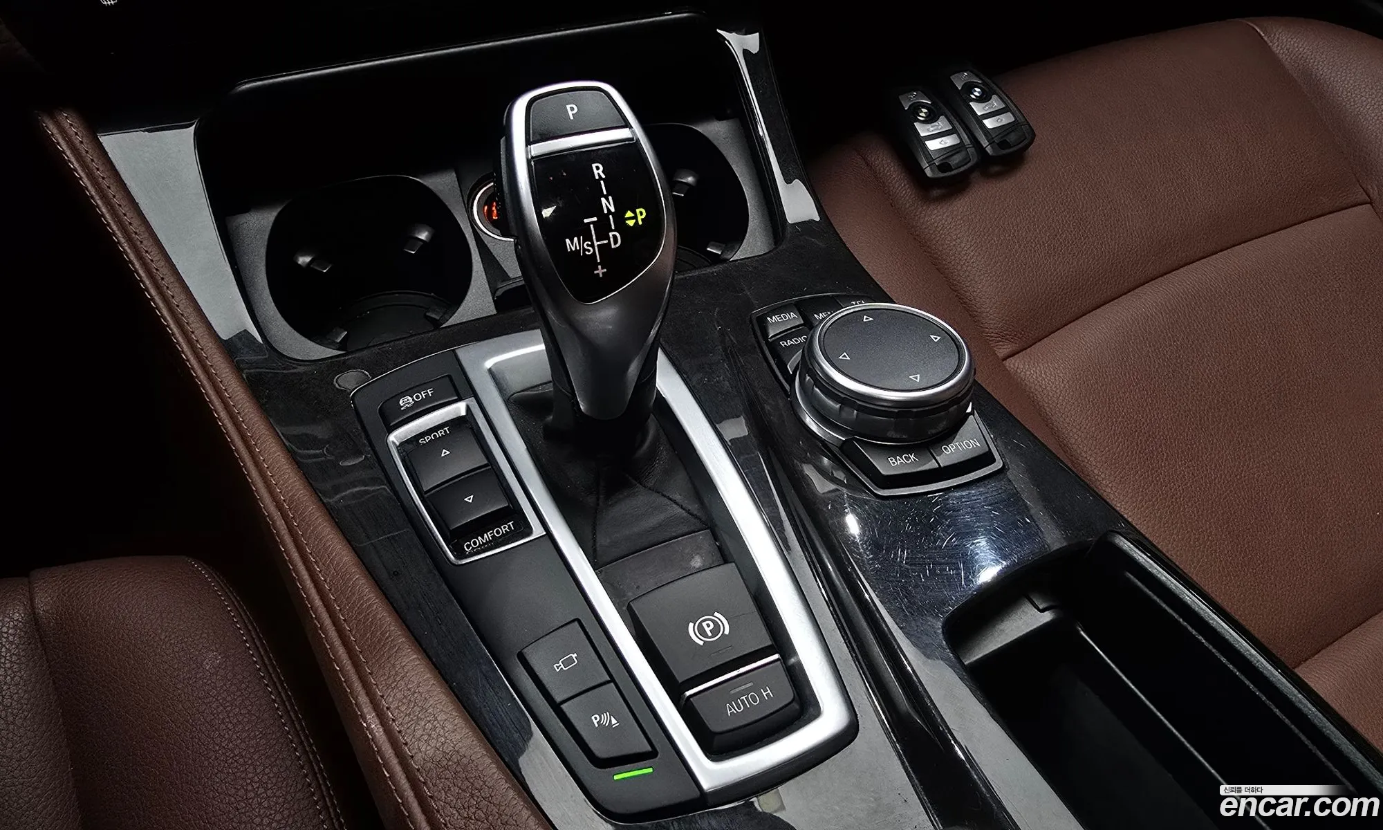 BMW 5 Series 2016 WBA5A5102GG178571 — 18