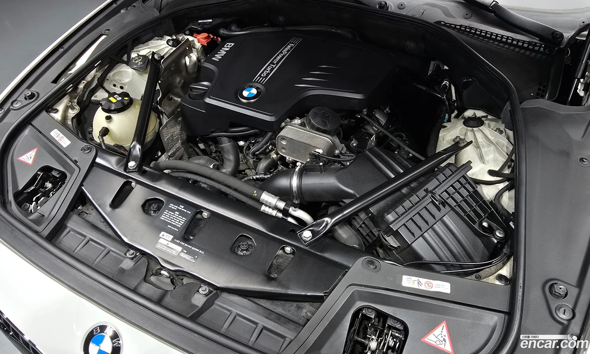 BMW 5 Series 2016 WBA5A5102GG178571 — 13