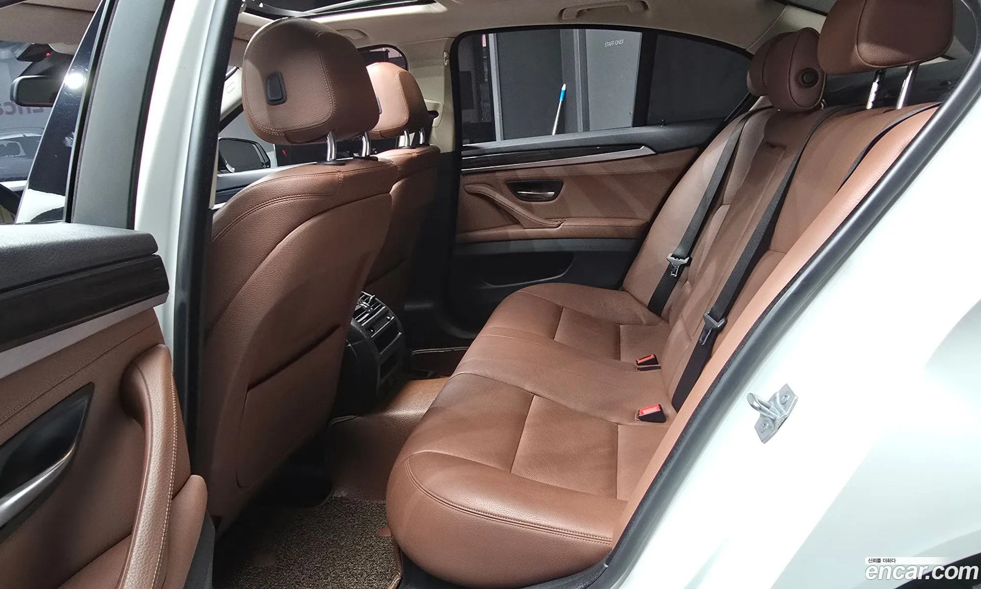BMW 5 Series 2016 WBA5A5102GG178571 — 2