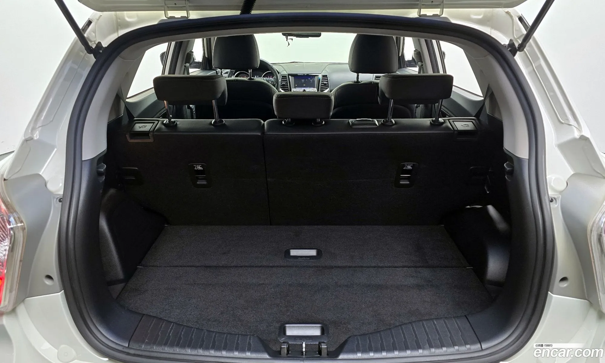 KG Mobility (SsangYong) Tivoli Armour 2019 — 12