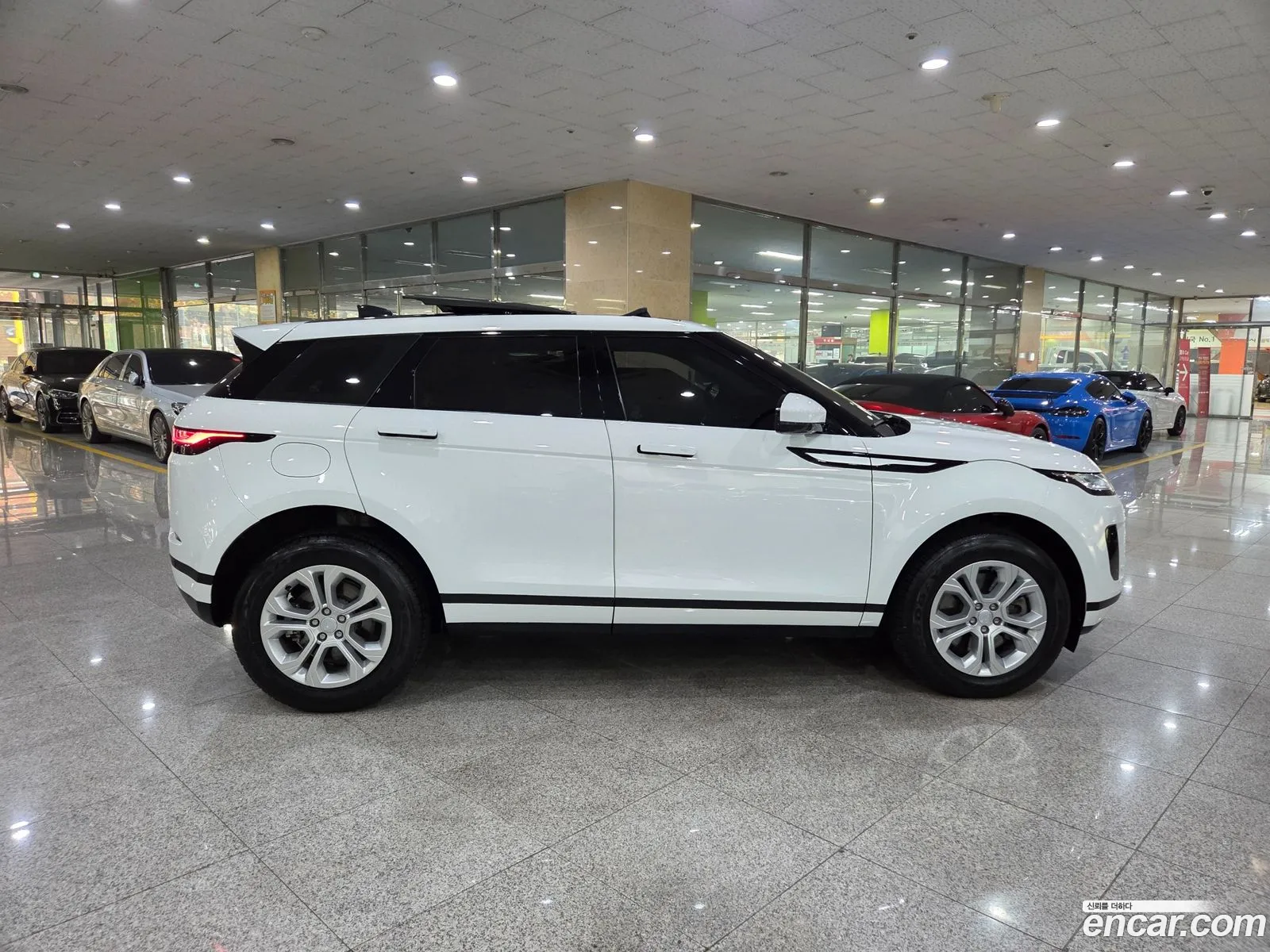 Land Rover Range Rover Evoque 2023 SALZA2BX3PH200787 — 16