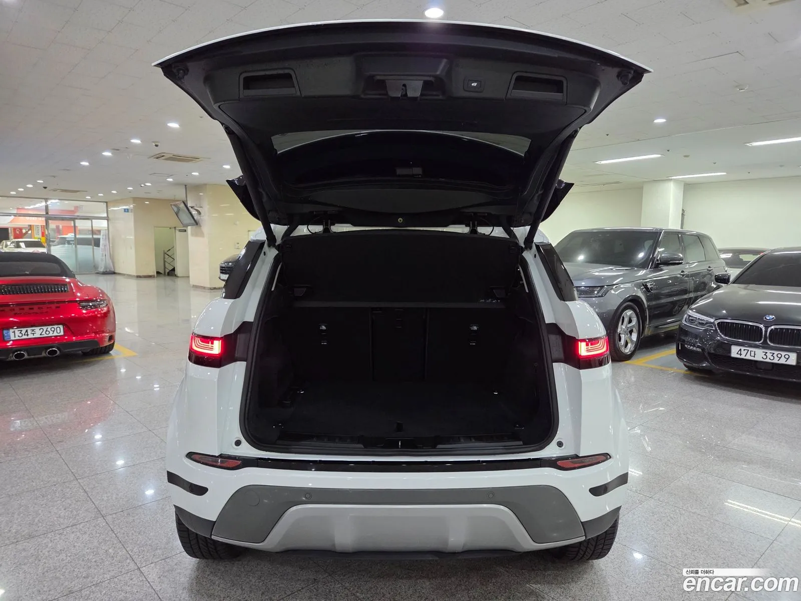 Land Rover Range Rover Evoque 2023 SALZA2BX3PH200787 — 8