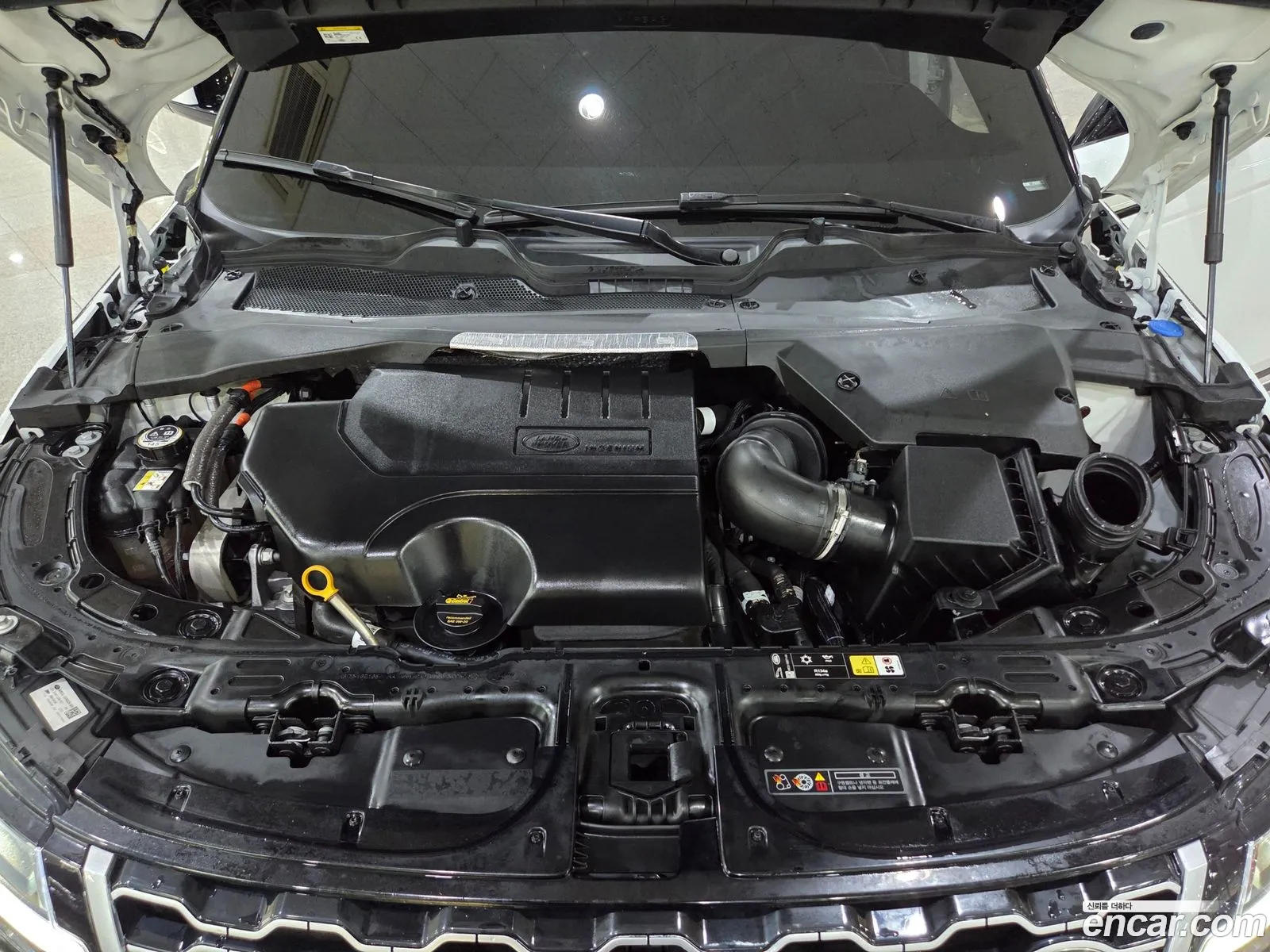 Land Rover Range Rover Evoque 2023 SALZA2BX3PH200787 — 7
