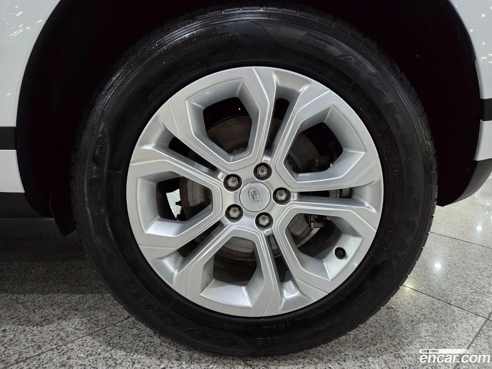 Land Rover Range Rover Evoque 2023 SALZA2BX3PH200787 — 5
