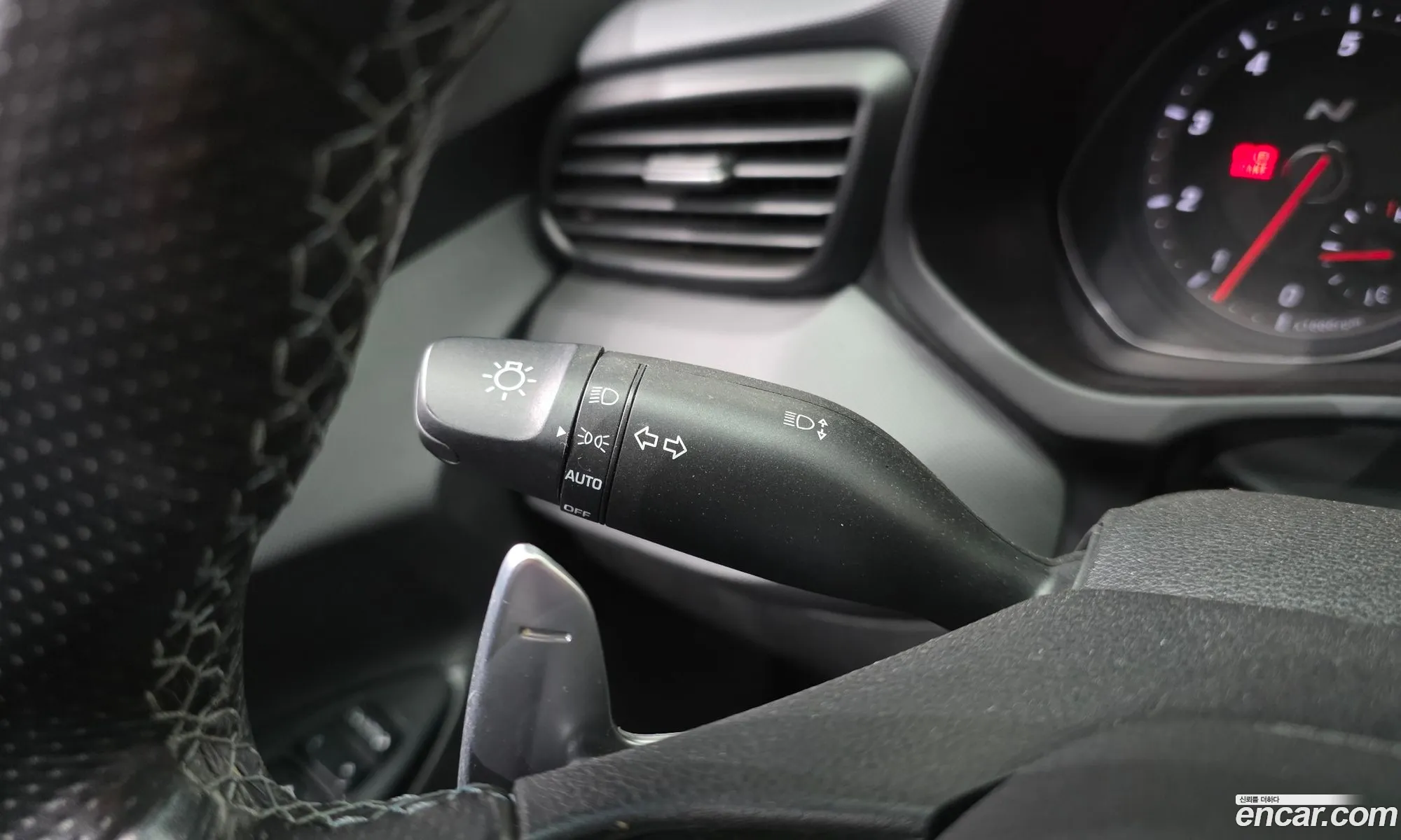 Hyundai Veloster 2021 — 3