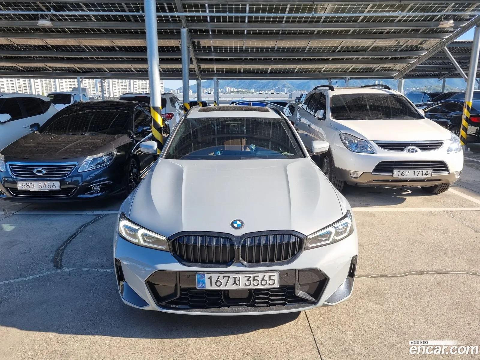 BMW 3 Series 2025 — 16