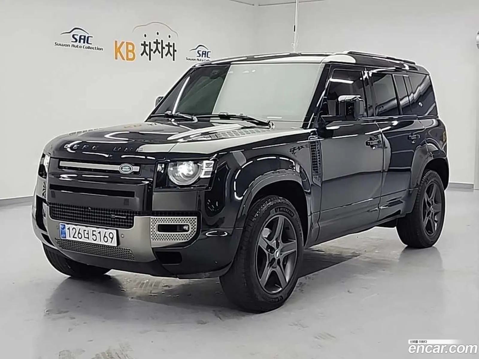 Land Rover Defender 2021 — 11