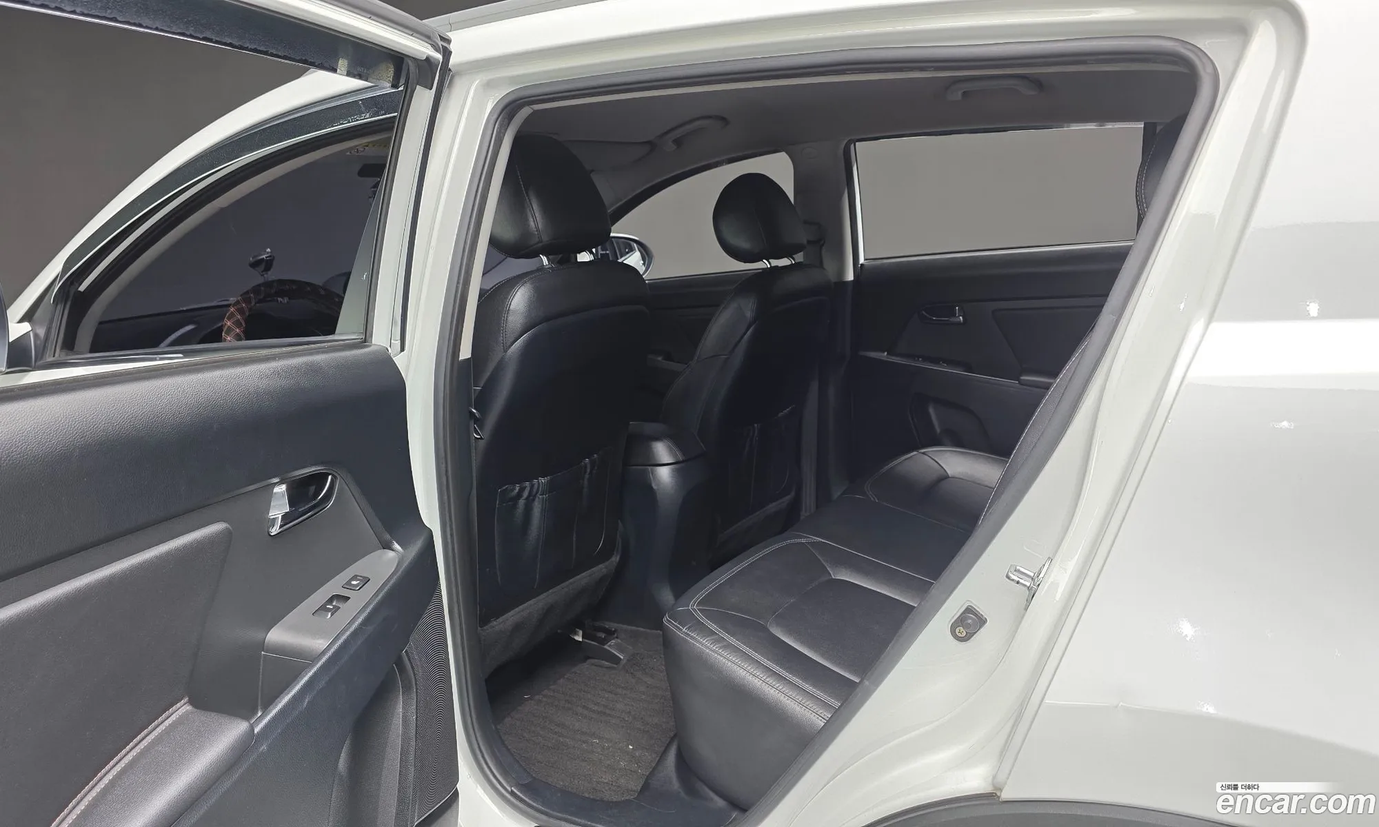 Kia Sportage R 2012 — 14