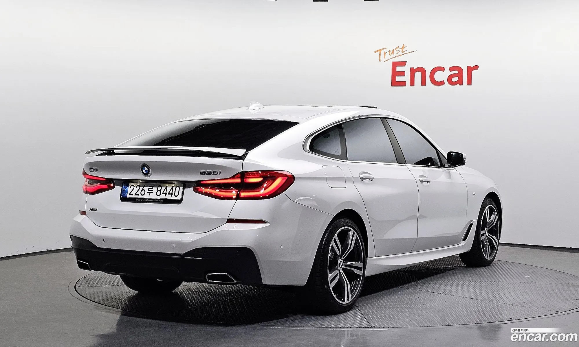 BMW 6 Series GT 2024 — 6
