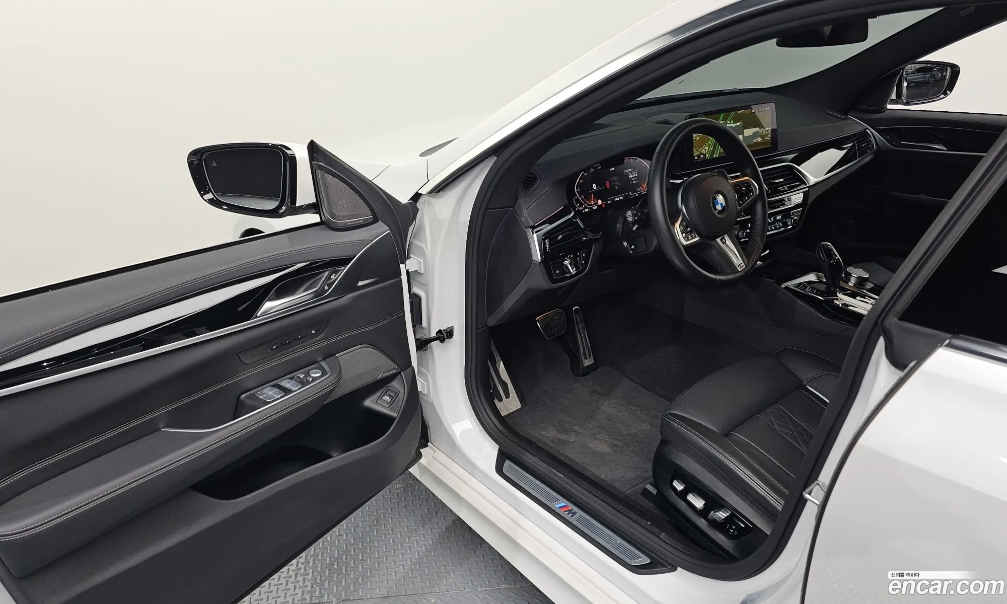 BMW 6 Series GT 2024 — 20