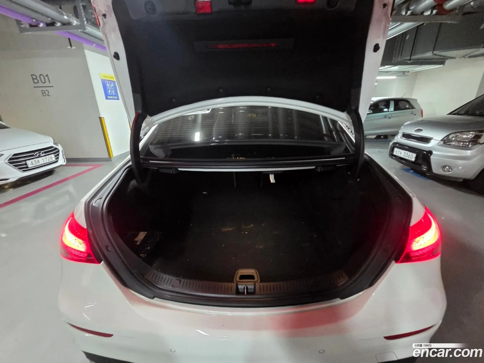 Mercedes-Benz E-Class W213 2023 — 11