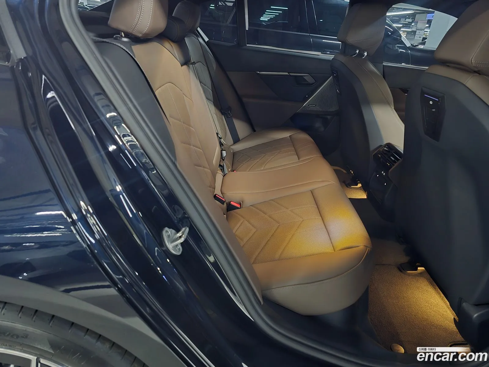 BMW 5 Series 2025 — 14