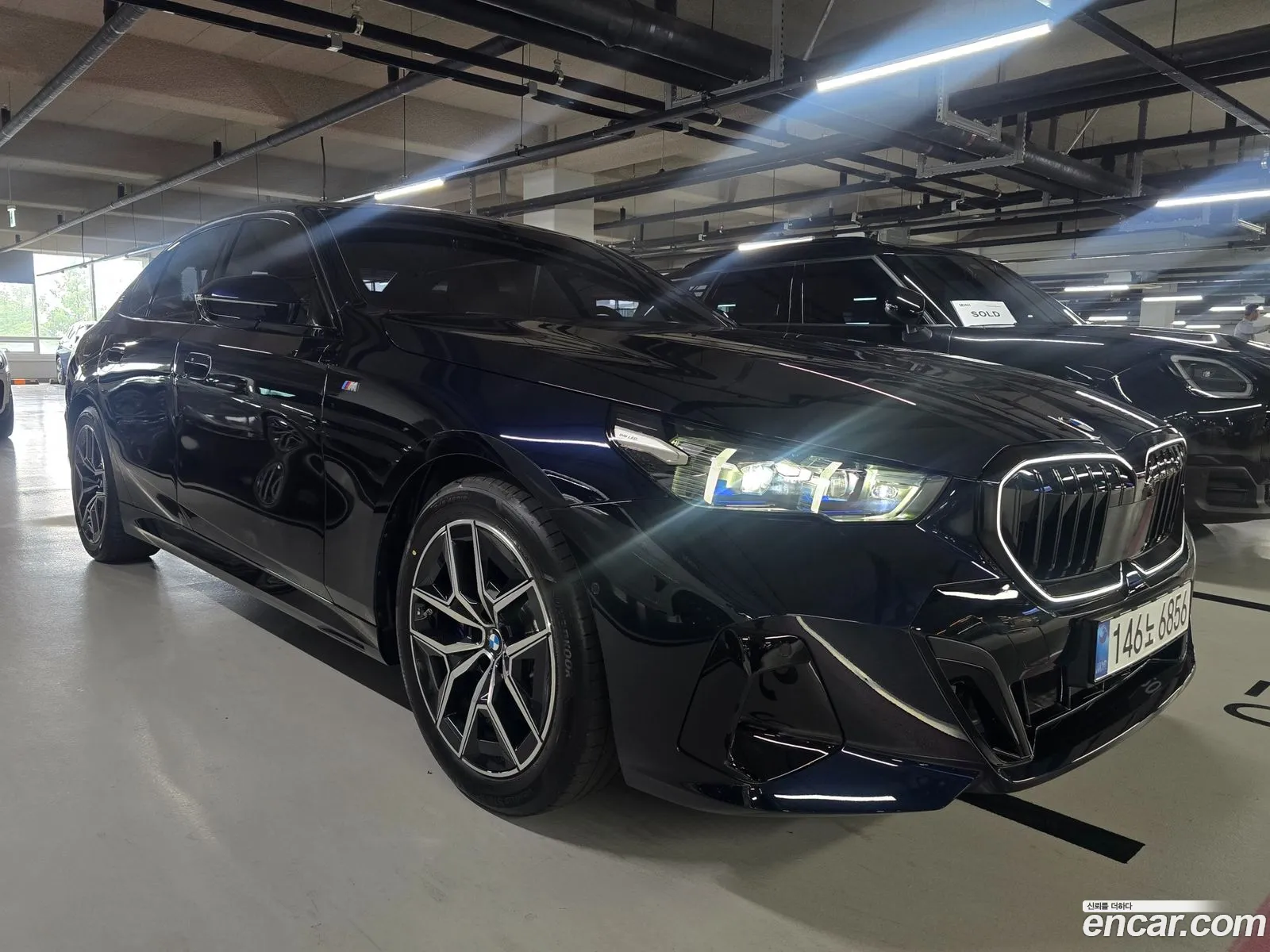 BMW 5 Series 2025 — 18