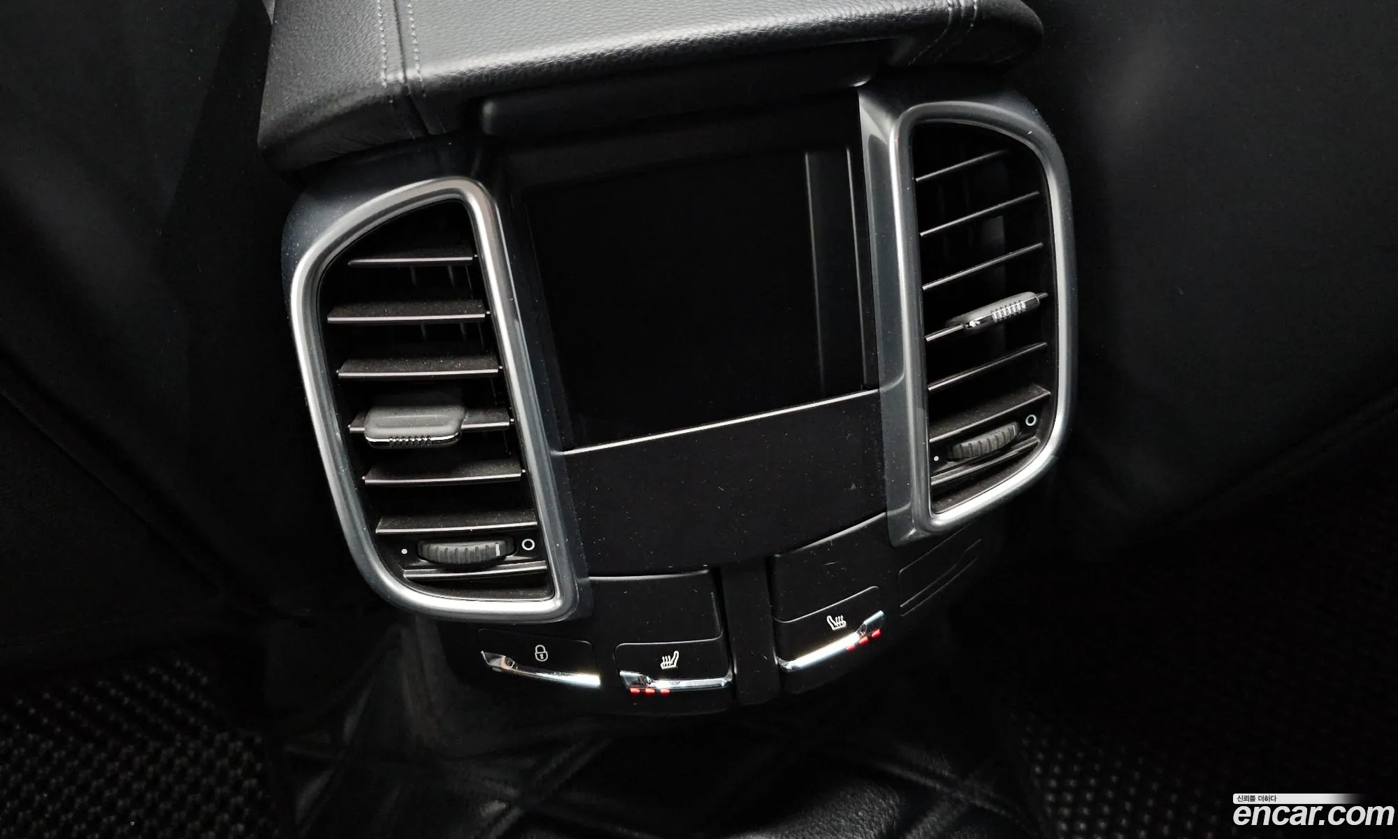 Porsche Cayenne 2017 WP1AF2928HLA29967 — 19