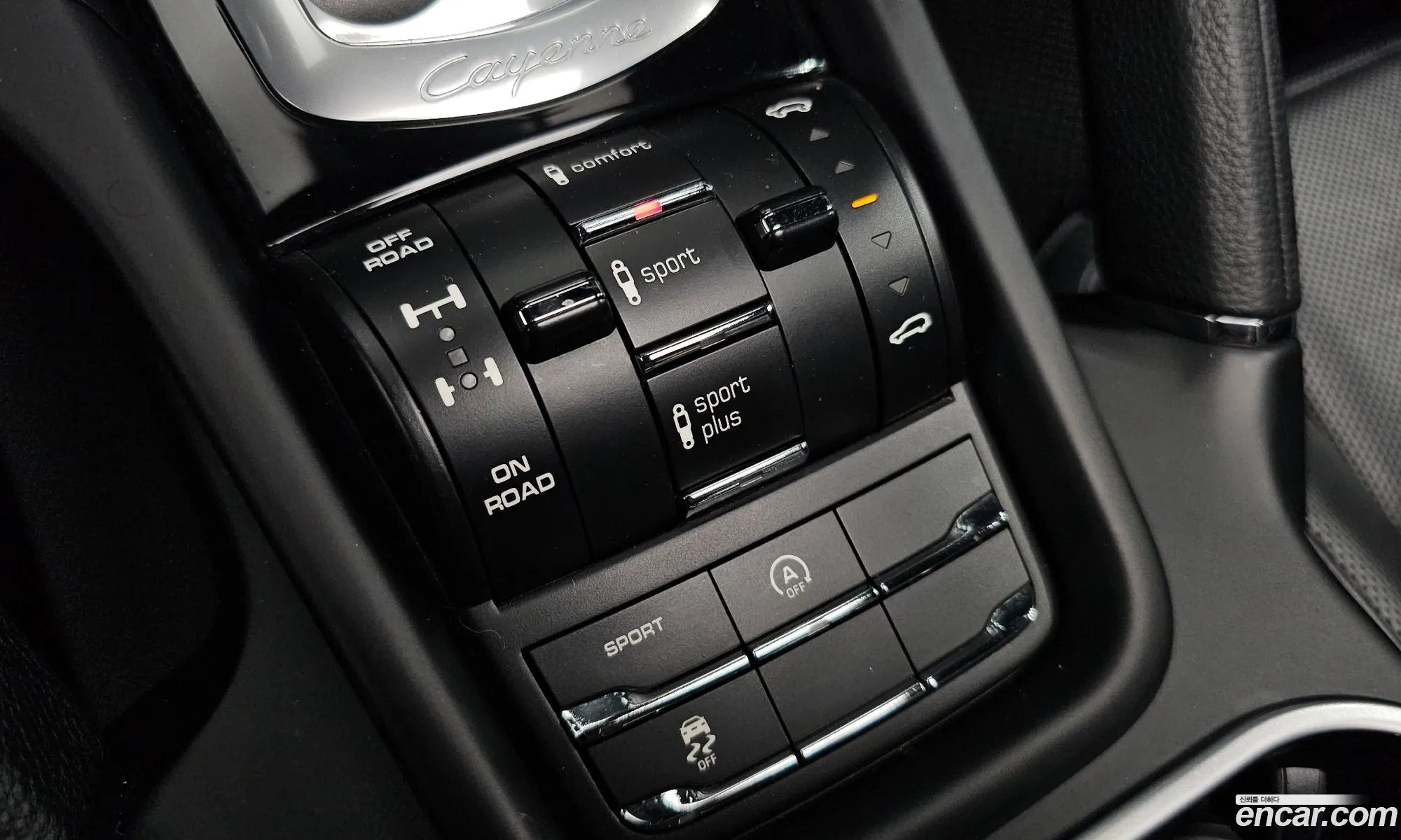 Porsche Cayenne 2017 WP1AF2928HLA29967 — 3