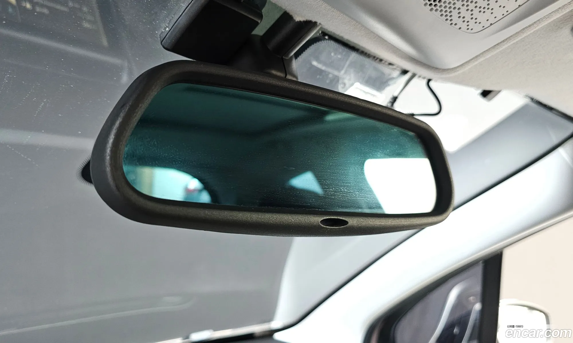 Peugeot 208 2013 VF3CA9HP8DW000428 — 4