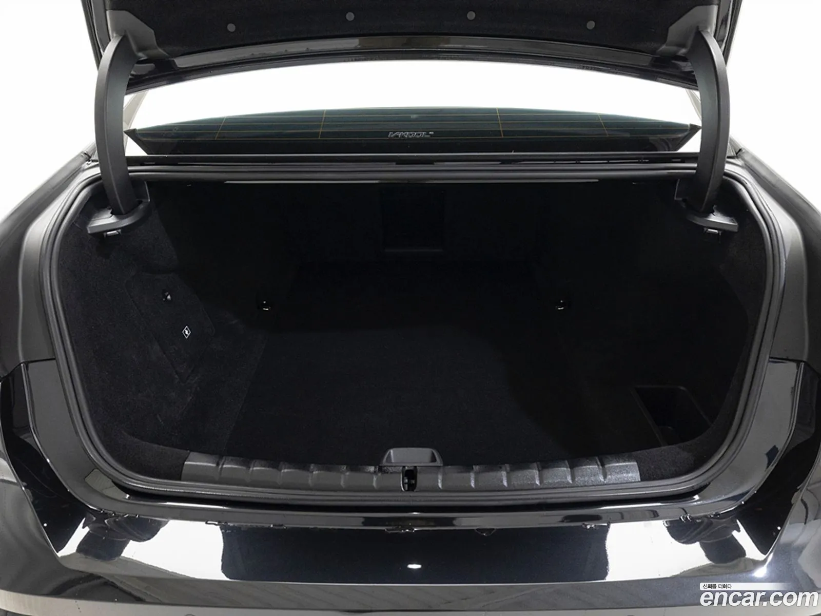 BMW i7 2023 — 11
