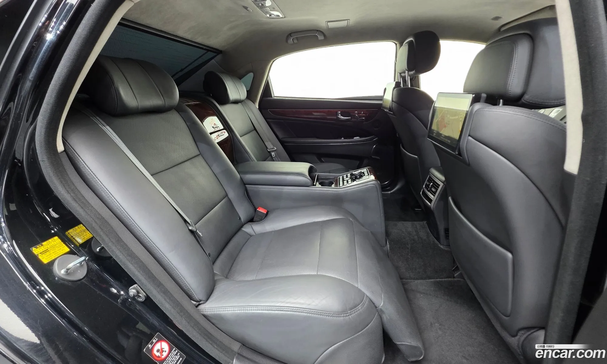 Hyundai Equus 2014 — 5