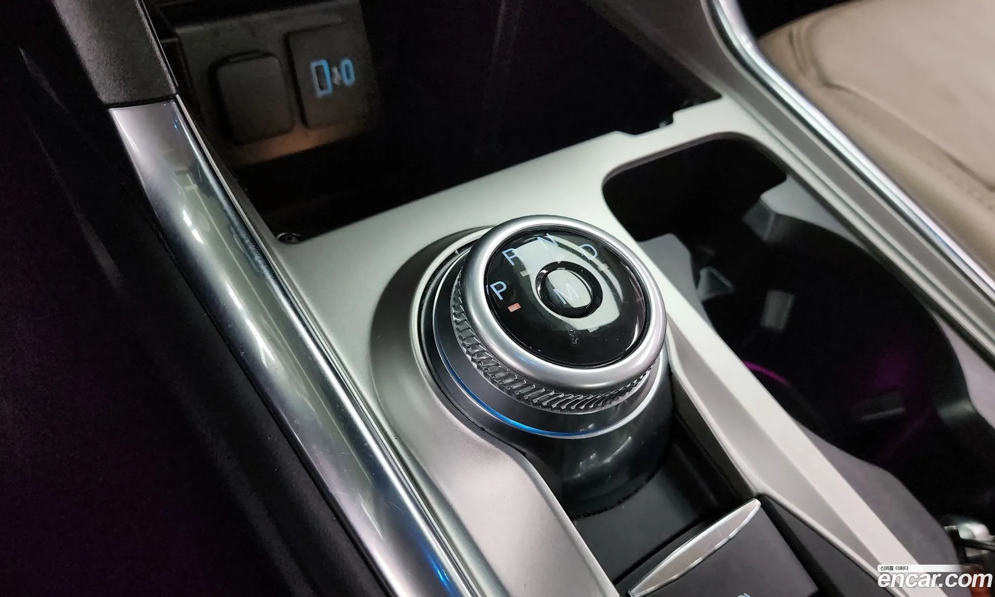 Ford Explorer 6th Gen 2020 1FMSK8FH5LGC66720 — 9
