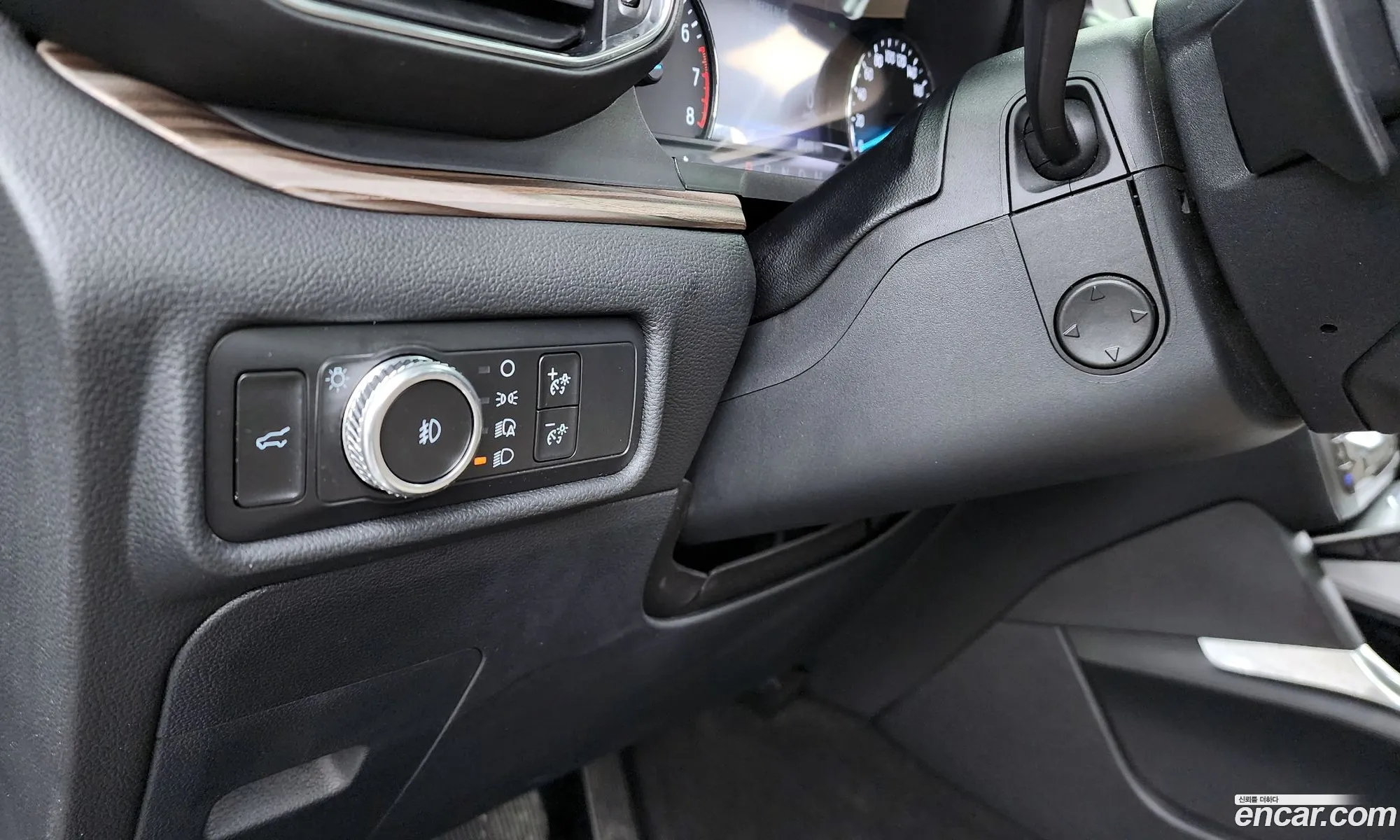 Ford Explorer 6th Gen 2020 1FMSK8FH5LGC66720 — 11