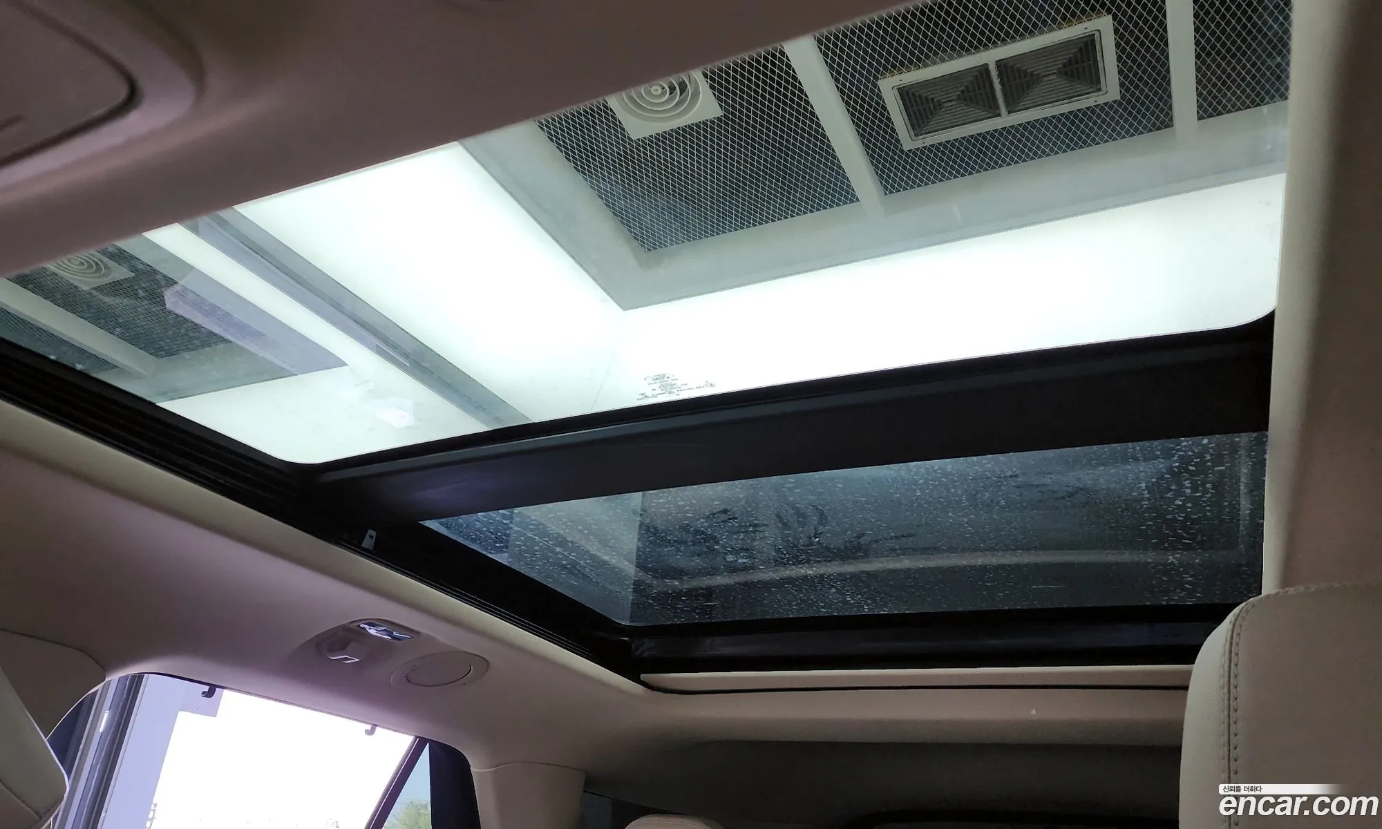 Ford Explorer 6th Gen 2020 1FMSK8FH5LGC66720 — 14