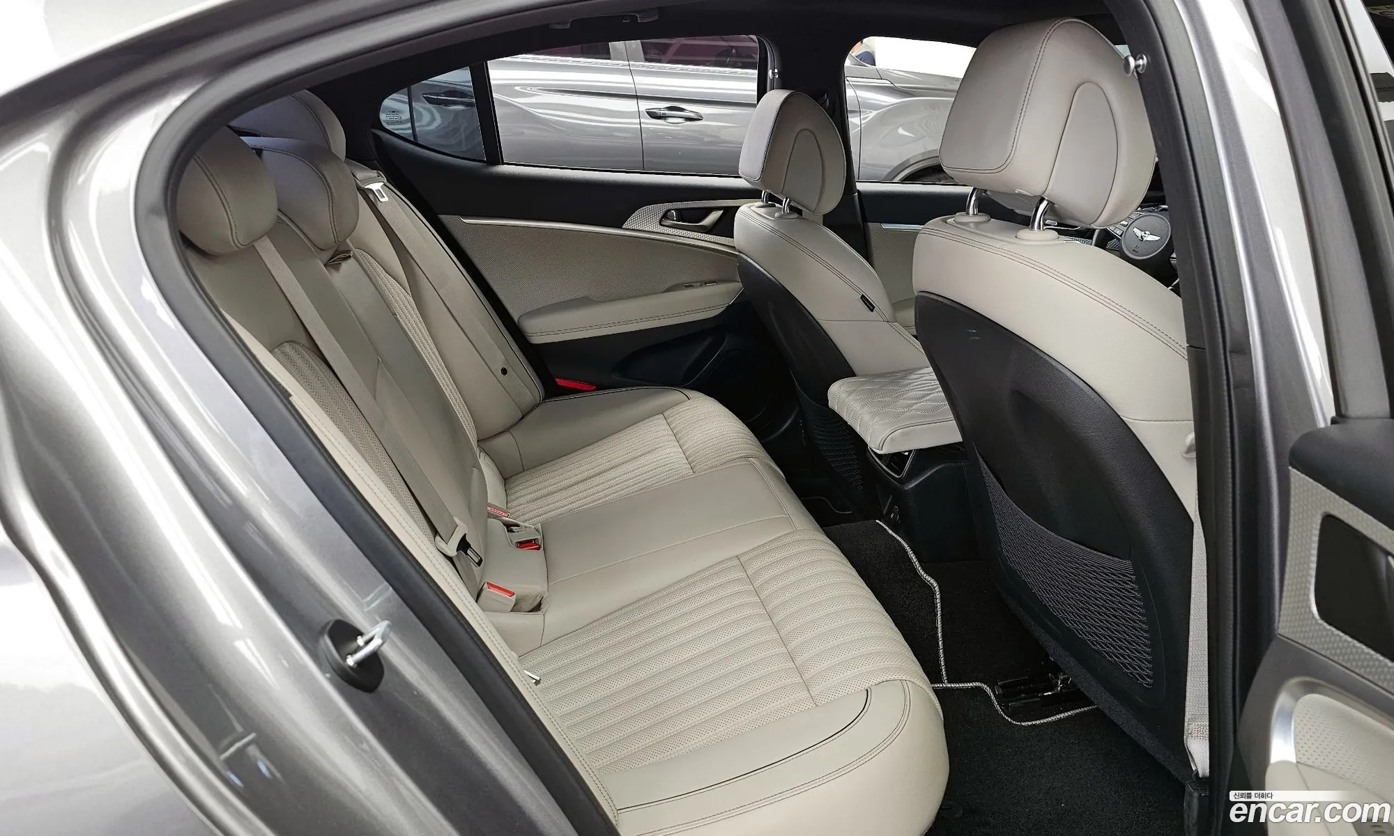 Genesis G70 2021 — 17